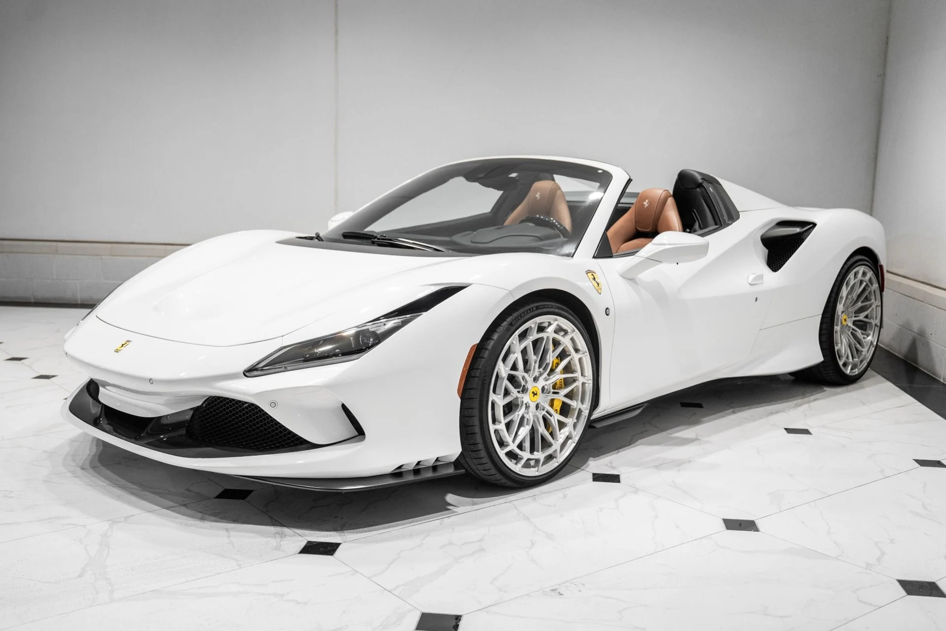 mph004_3175617904_Used_2023_Ferrari_F8_Spider_1771864220_fc646f28fd