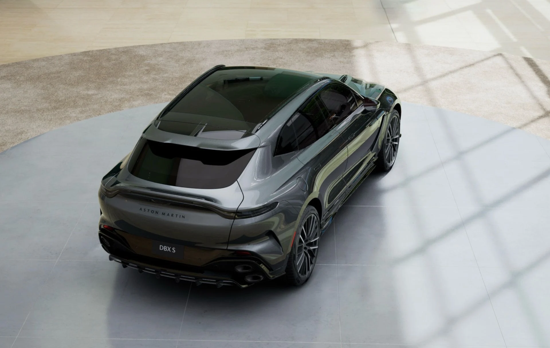 mph004_3186810102_New_2026_Aston_Martin_DBX_S_1787676902_3b273399ca