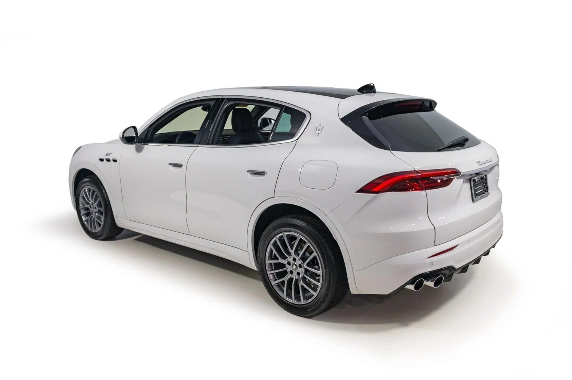 mph004_3189710529_1aea3912561638f7c69ae975c17c78a2x_847a4ab5d2