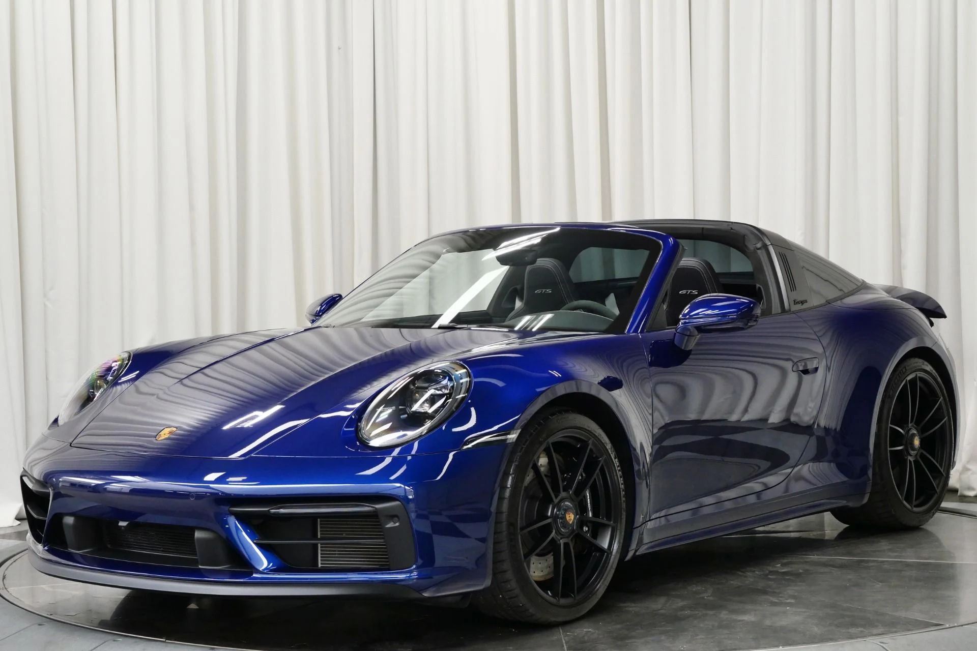 mph004_3204884121_Used_2023_Porsche_911_Targa_4_GTS_1761682285_5ce85620bf