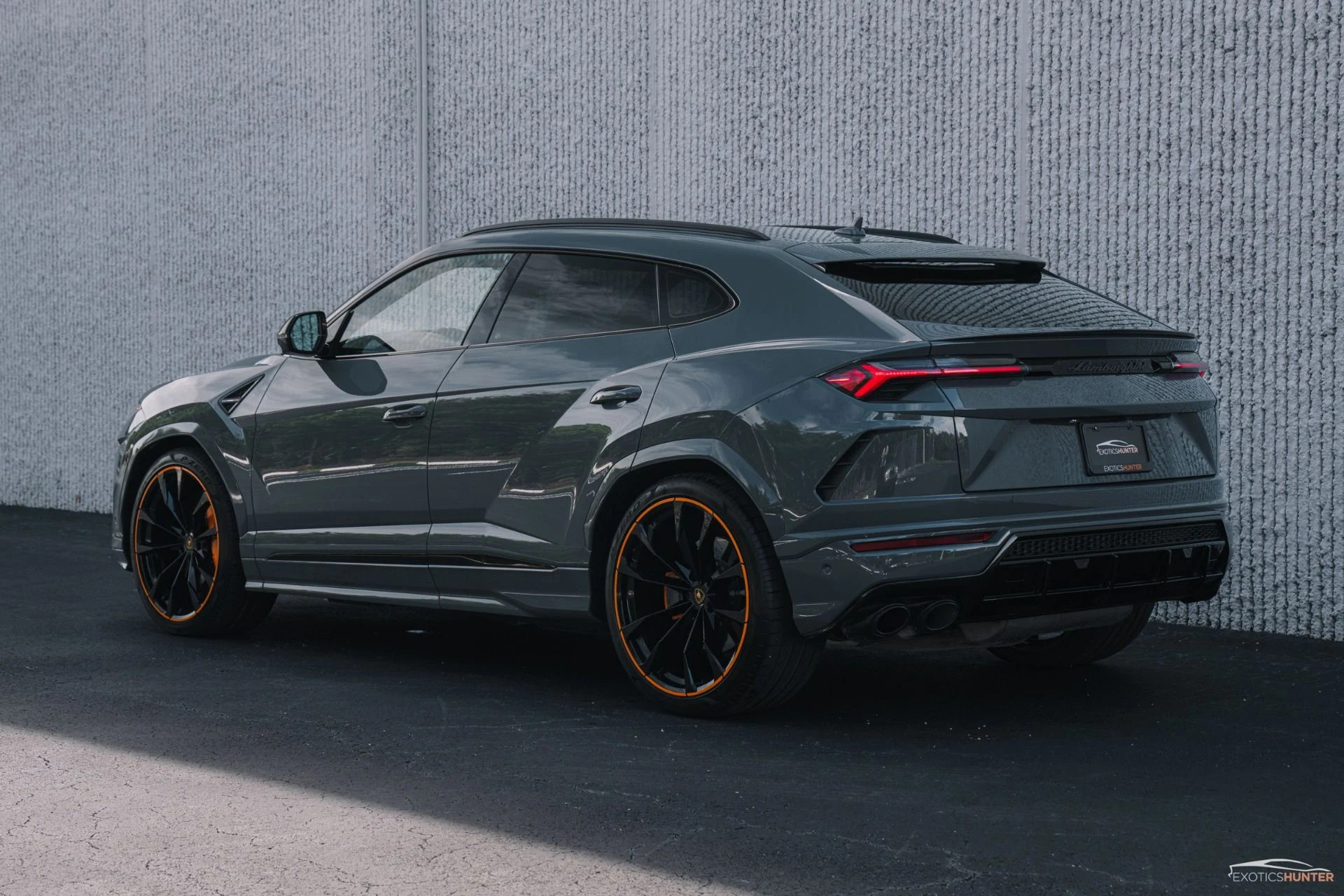 mph004_3205964796_Used_2022_Lamborghini_Urus_Grigio_Telesto_Bang_Olufsen_Sound_1758233512_3bc9f9159e