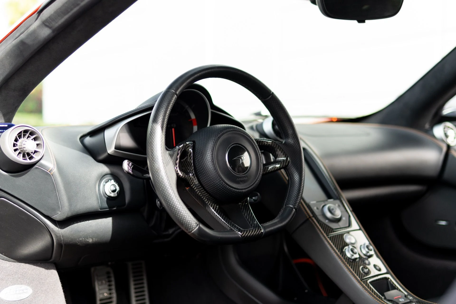 mph004_3206828355_Used_2013_Mc_Laren_MP_4_12_C_1766434250_5710ac33cf