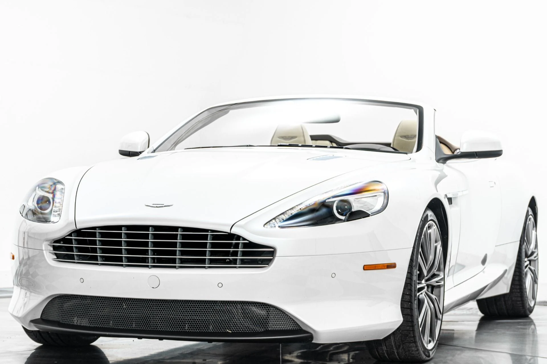 mph004_3219557185_Used_2014_Aston_Martin_DB_9_Volante_Very_Low_Miles_Pearlescent_Paint_V12_Power_1773670824_14b63e6227