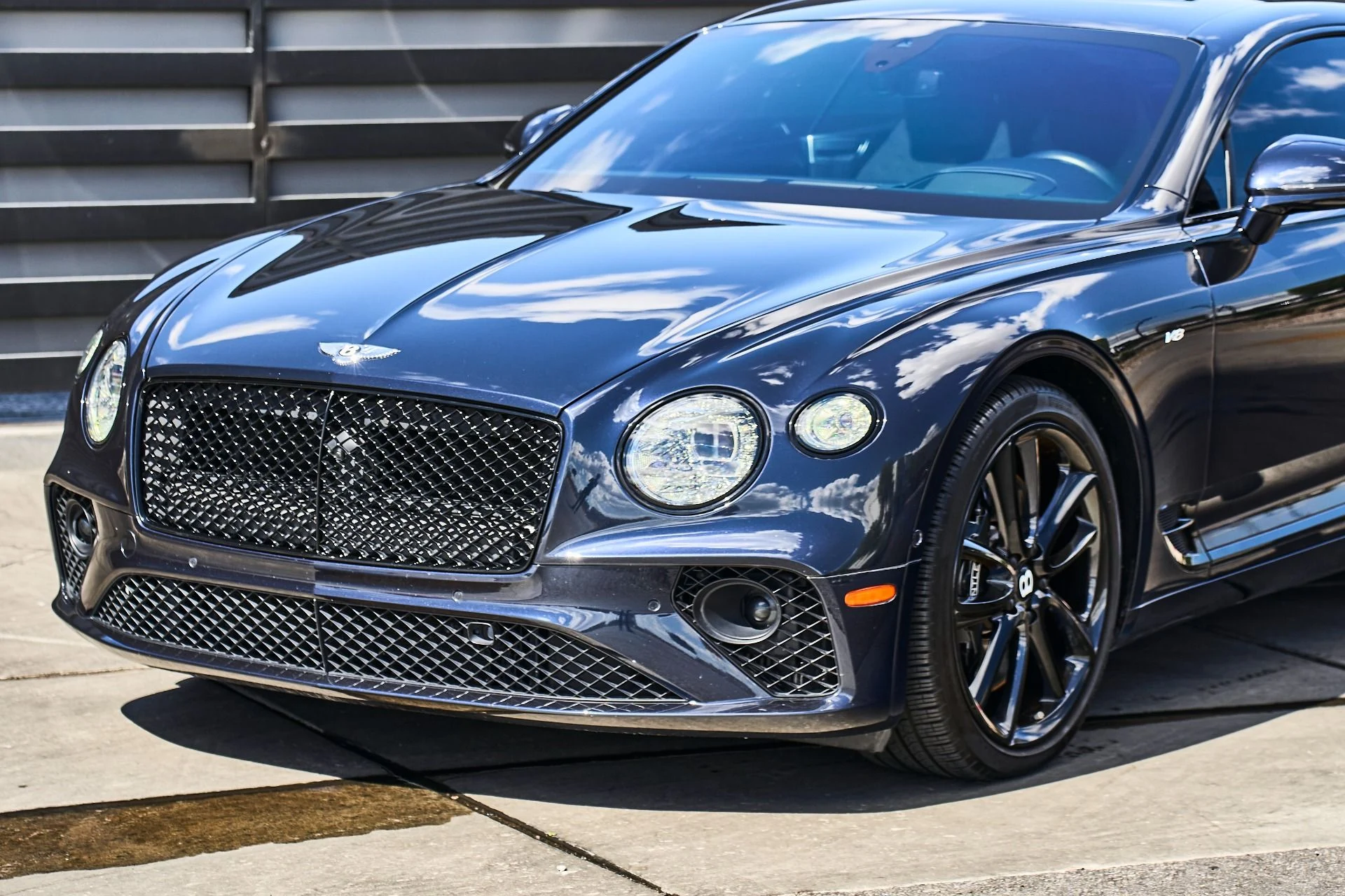 mph004_3222797953_Used_2022_Bentley_Continental_GT_V8_1790367664_882e5beb0a