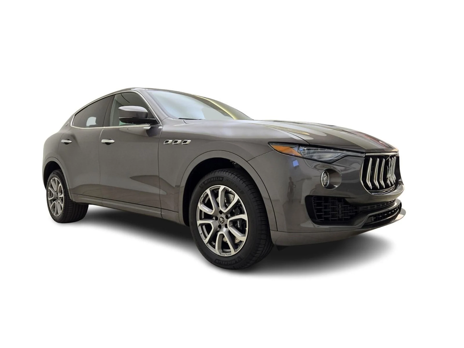 mph004_3223461904_Used_2021_Maserati_Levante_S_1768891439_a312d80204