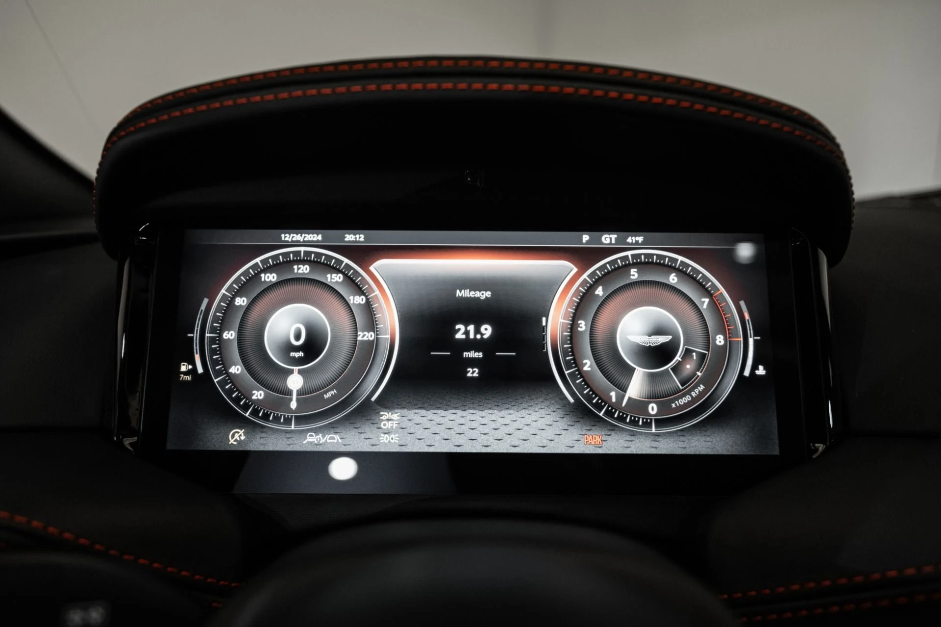 mph004_3240572294_New_2025_Aston_Martin_DB_12_Volante_1735316524_4da8fd4047