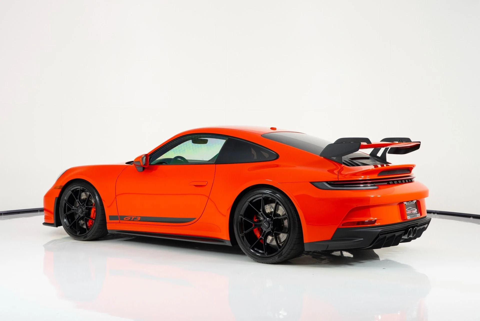 mph004_3246681122_Used_2022_Porsche_911_GT_3_1757010547_6ce51b059b