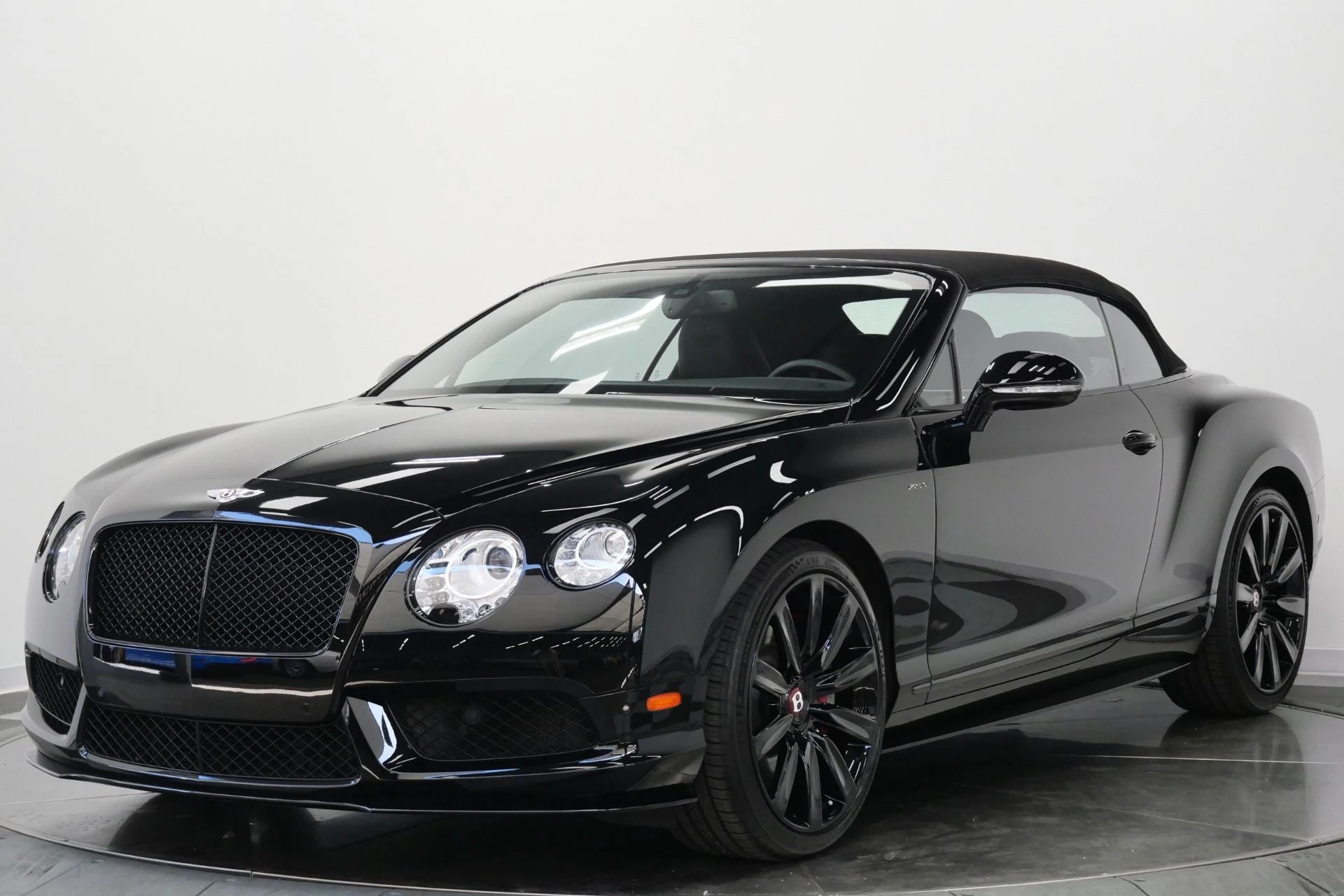 mph004_3248412158_Used_2014_Bentley_Continental_GTC_V8_S_528_Horsepower_Heated_and_Ventilated_Seats_1779224405_4b5f1a2967
