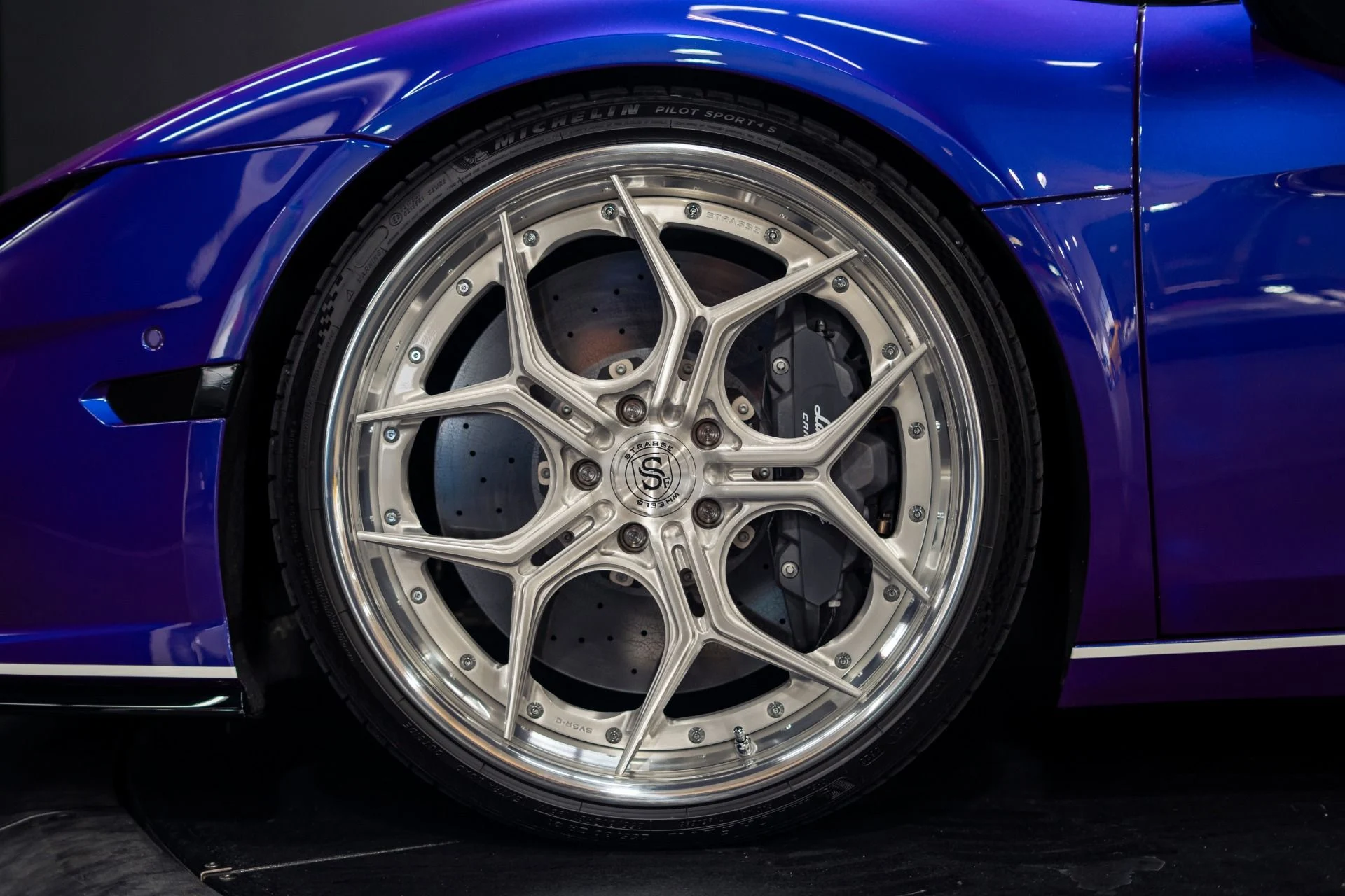 mph004_3248859765_Used_2026_Lamborghini_Temerario_Viola_Mithras_Ad_Personam_1783615399_9180163d4e
