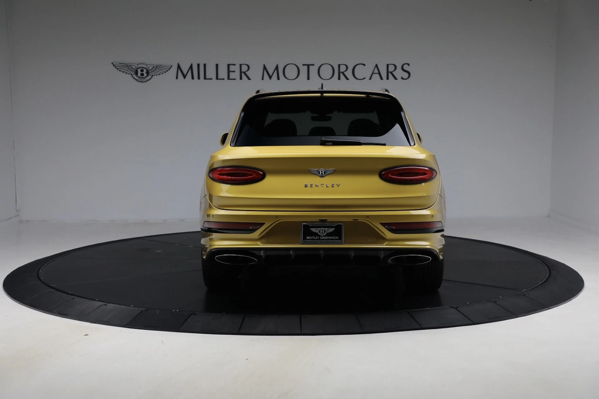 mph004_3250567025_Used_2022_Bentley_Bentayga_Speed_1761593261_3474eaa2ec