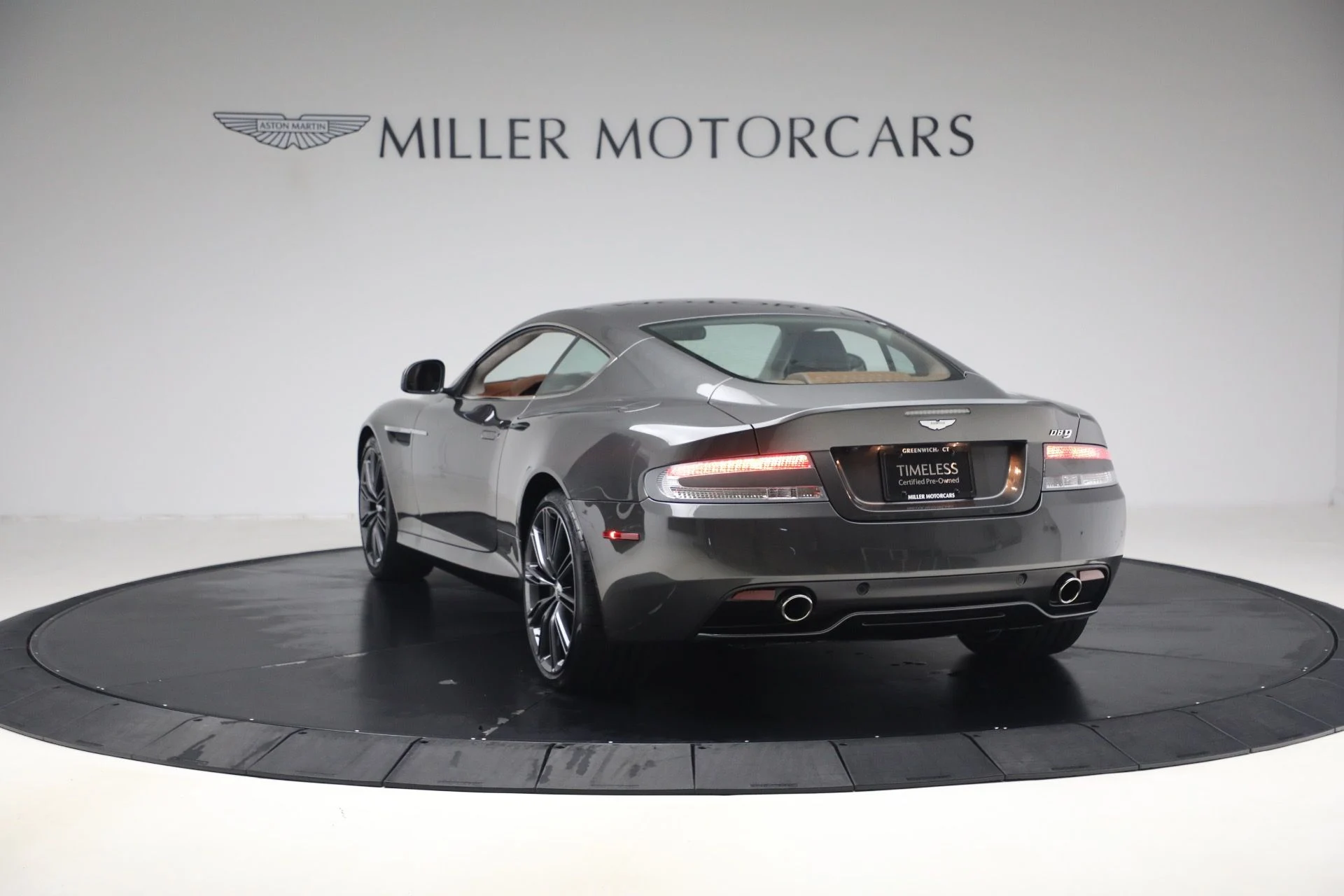 mph004_3254679764_Used_2014_Aston_Martin_DB_9_1789160227_fdd27df202