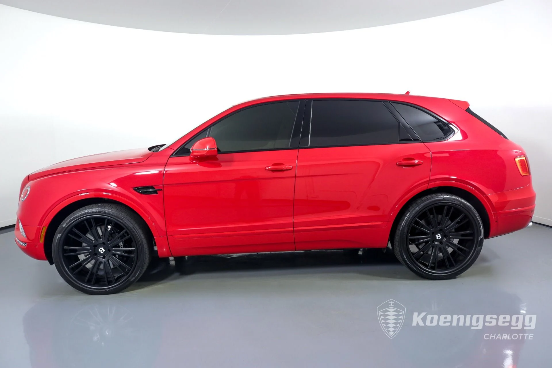 mph004_3261394011_Used_2018_Bentley_Bentayga_Onyx_Edition_1673032642_c574b06234