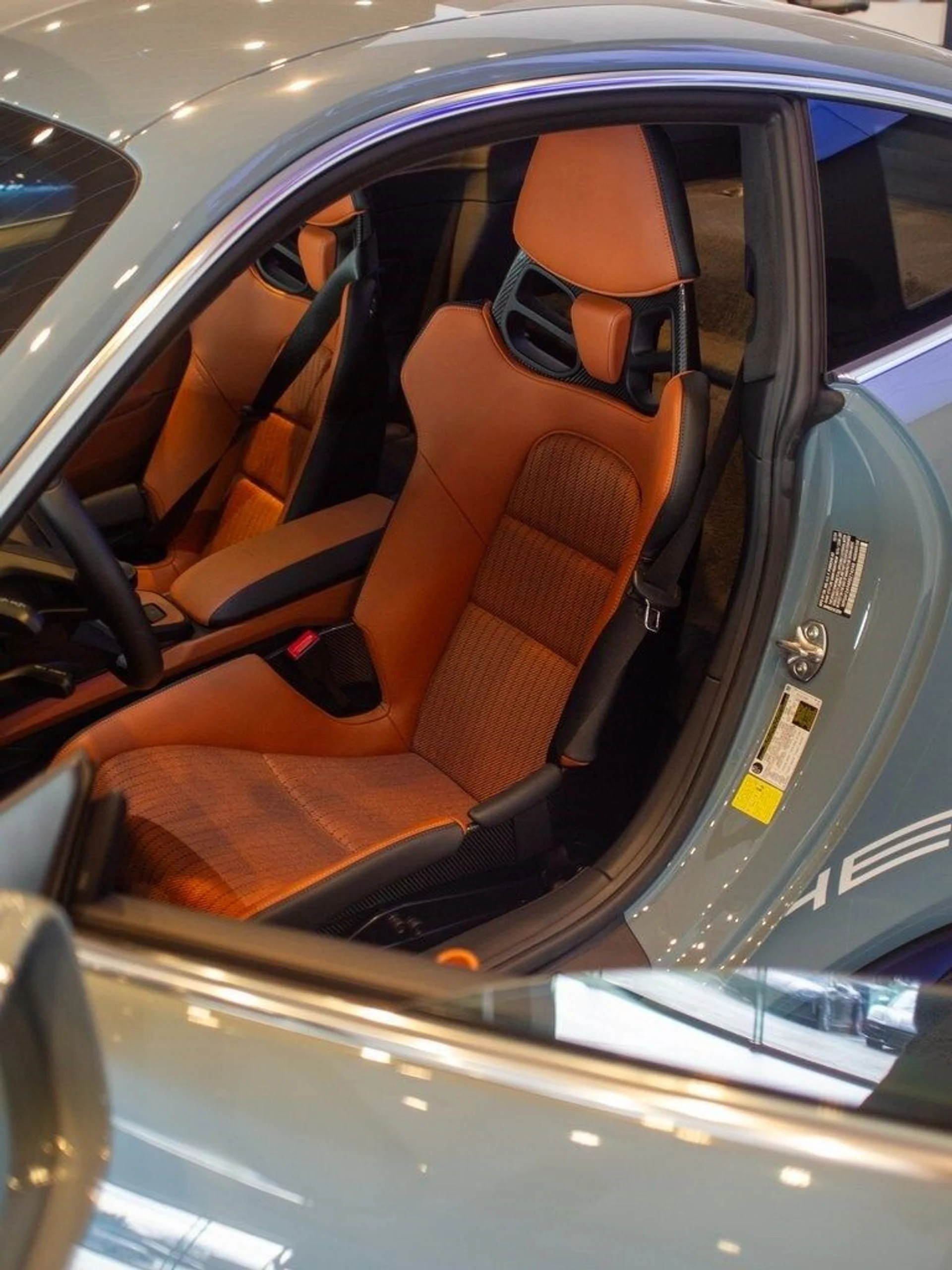 mph004_3276760207_21c2a8bd20840574b778462fba78fa20x_2dab514101