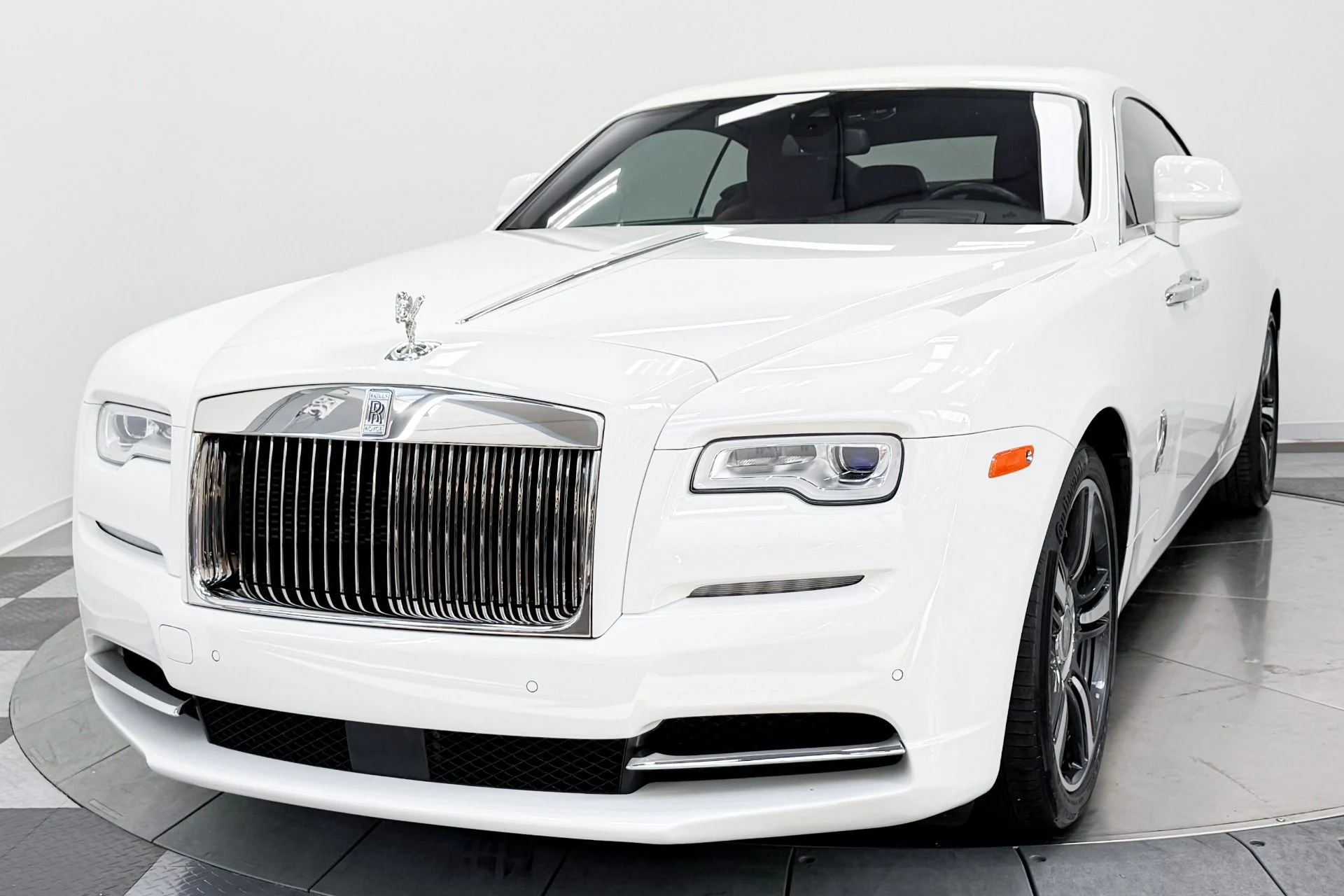 mph004_3281463372_Used_2019_Rolls_Royce_Wraith_Starlight_Headliner_Drivers_Assistance_3_1782320533_b632238a6b