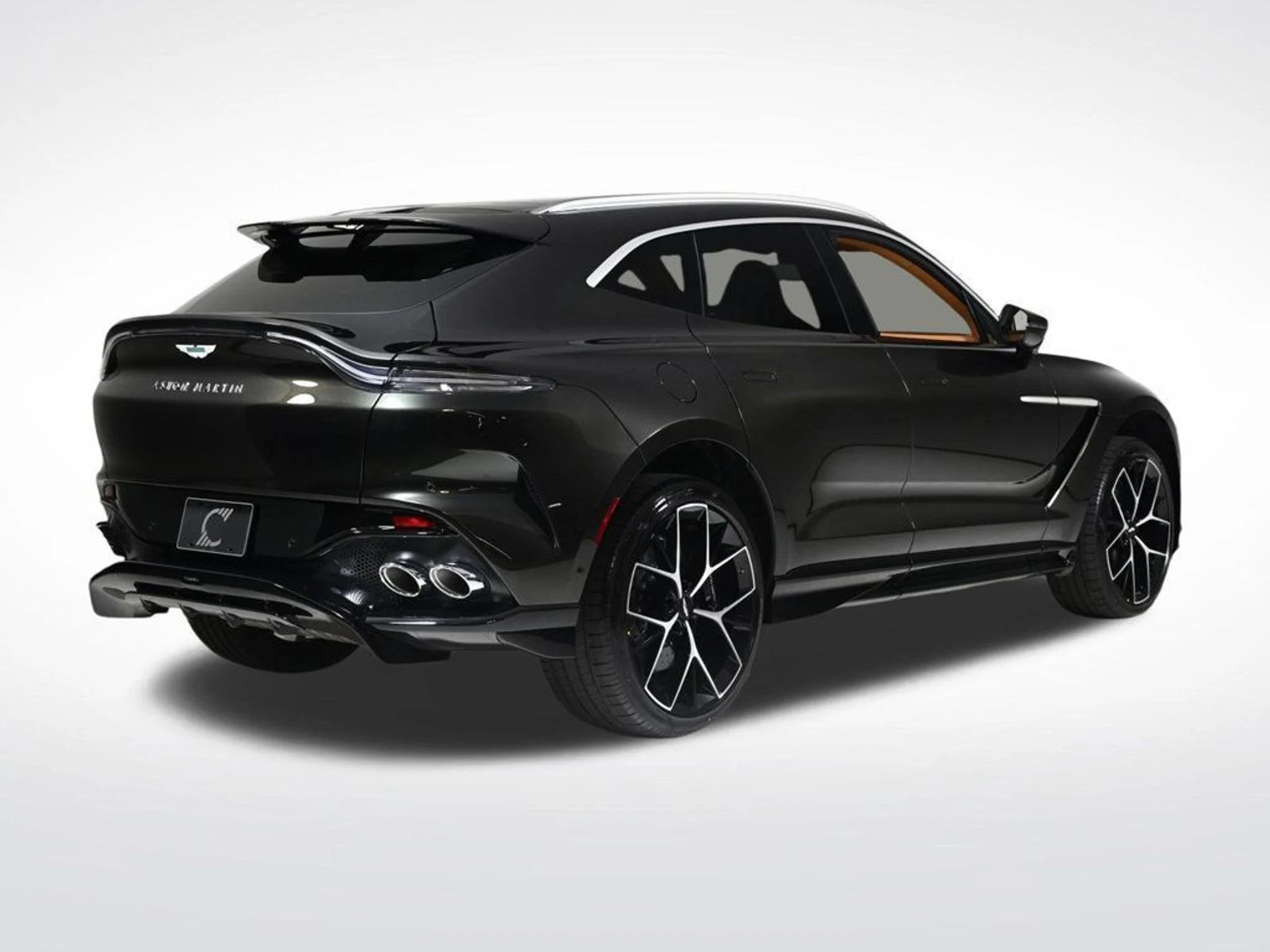 mph004_3295684102_new_2026_aston_martin_dbx_707awd_11350_22969430_5_1024_ab9d62857d