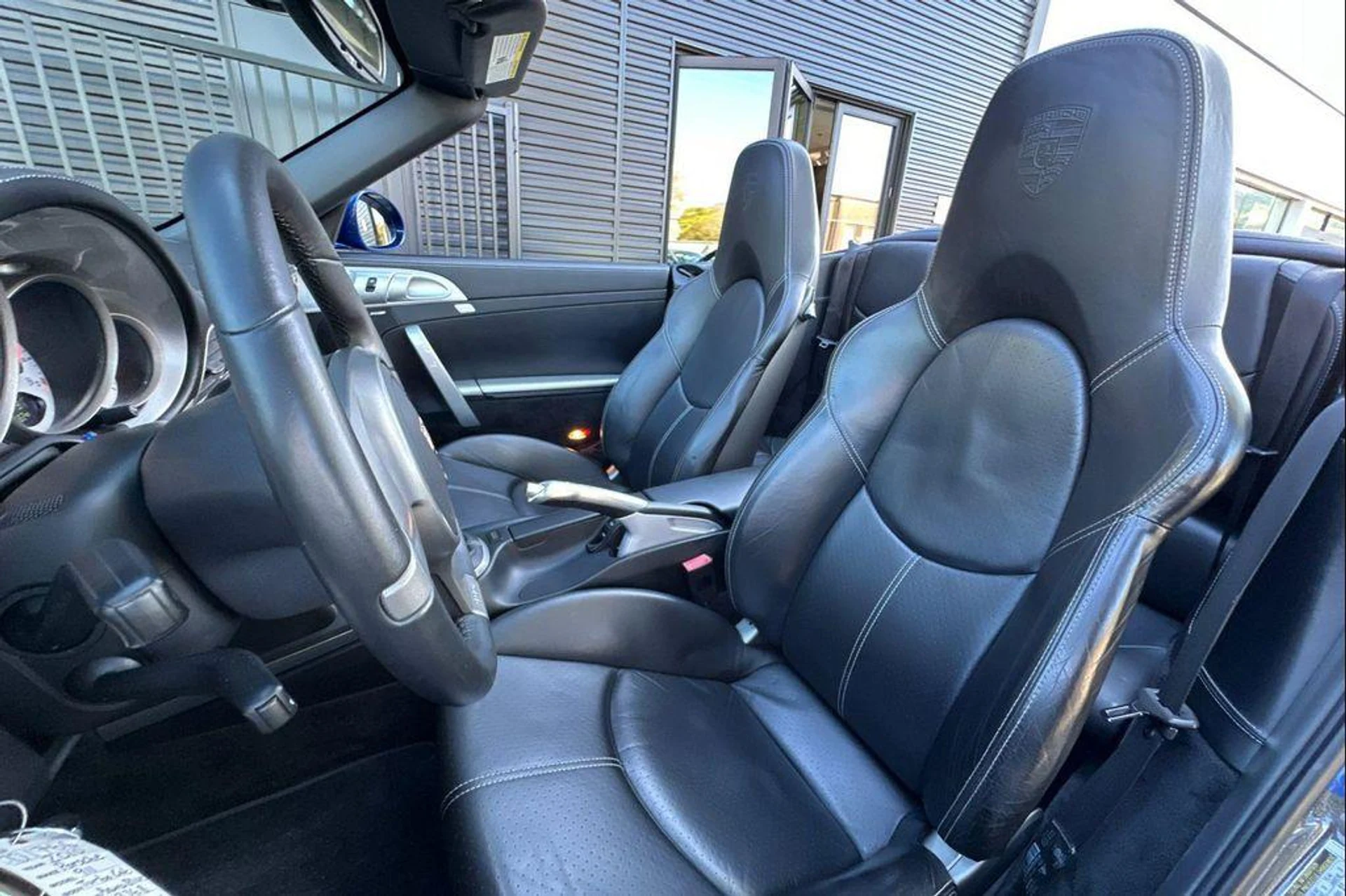 mph004_3296993636_5w_GZ_227_W23_YO_59_MQ_2e_T_Euirq21_M_94108881e4