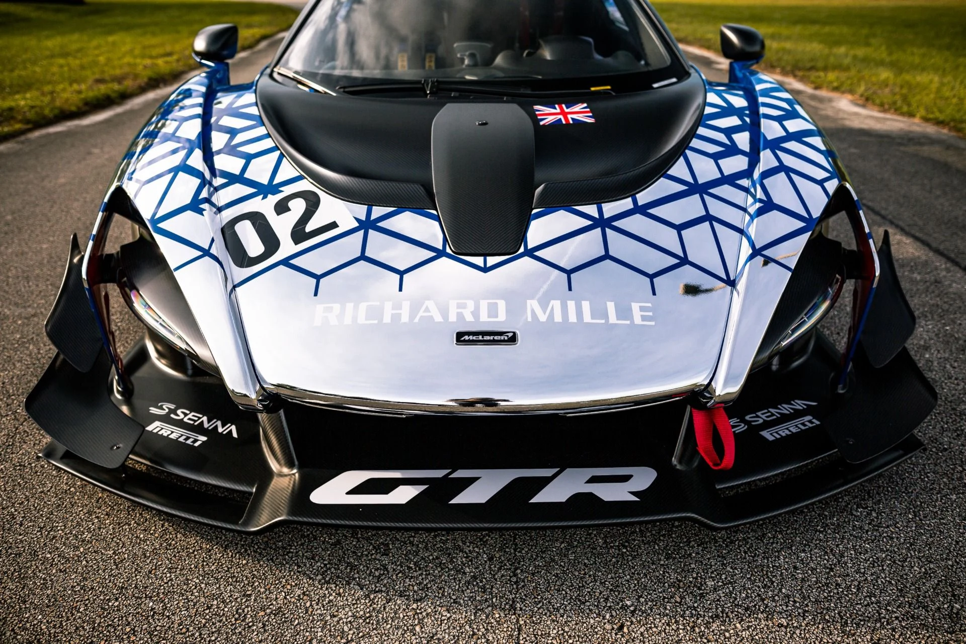mph004_3299213346_Used_2020_Mc_Laren_Senna_GTR_561767bfff