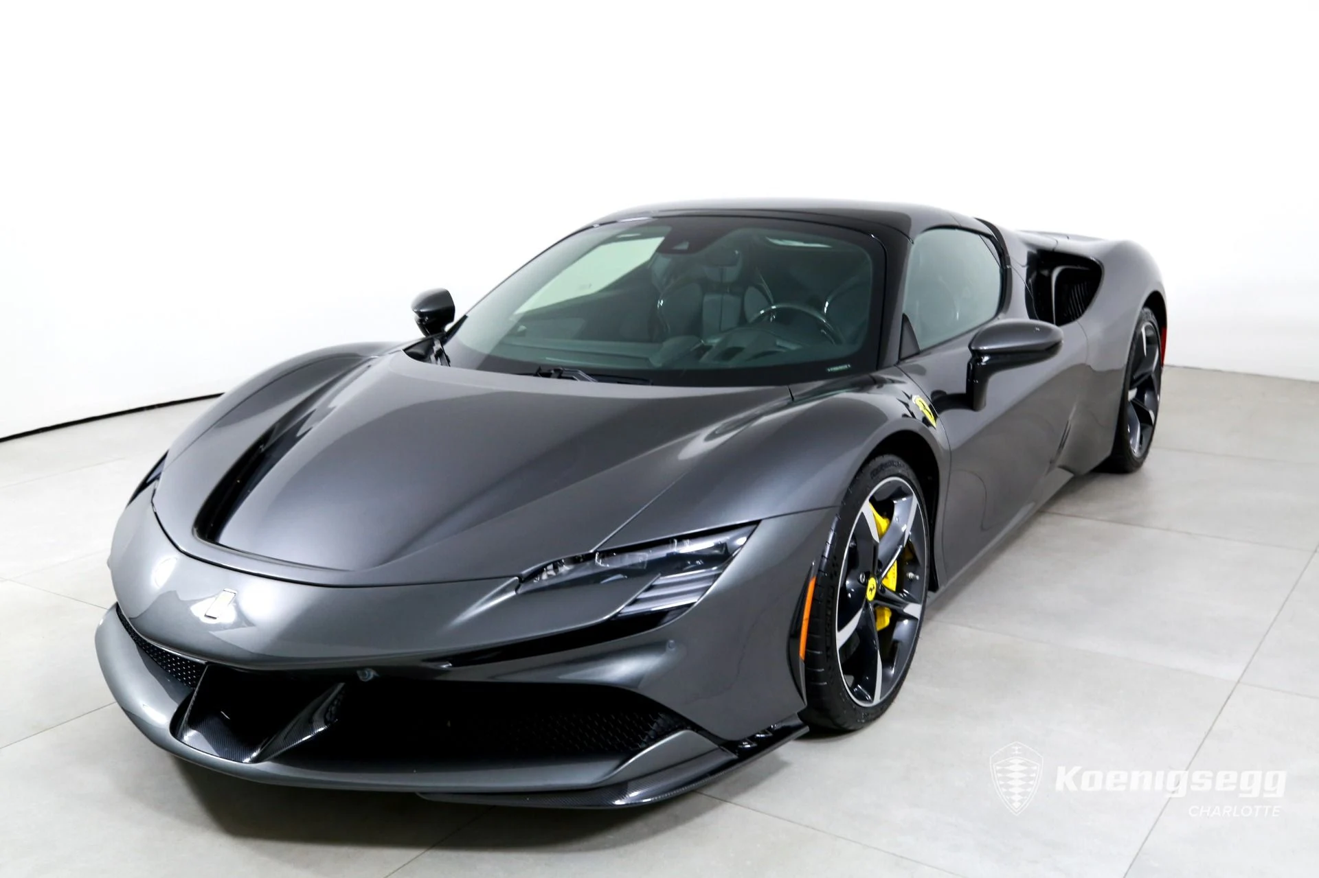 mph004_331346872_Used_2022_Ferrari_SF_90_Spider_1775660436_924759185b