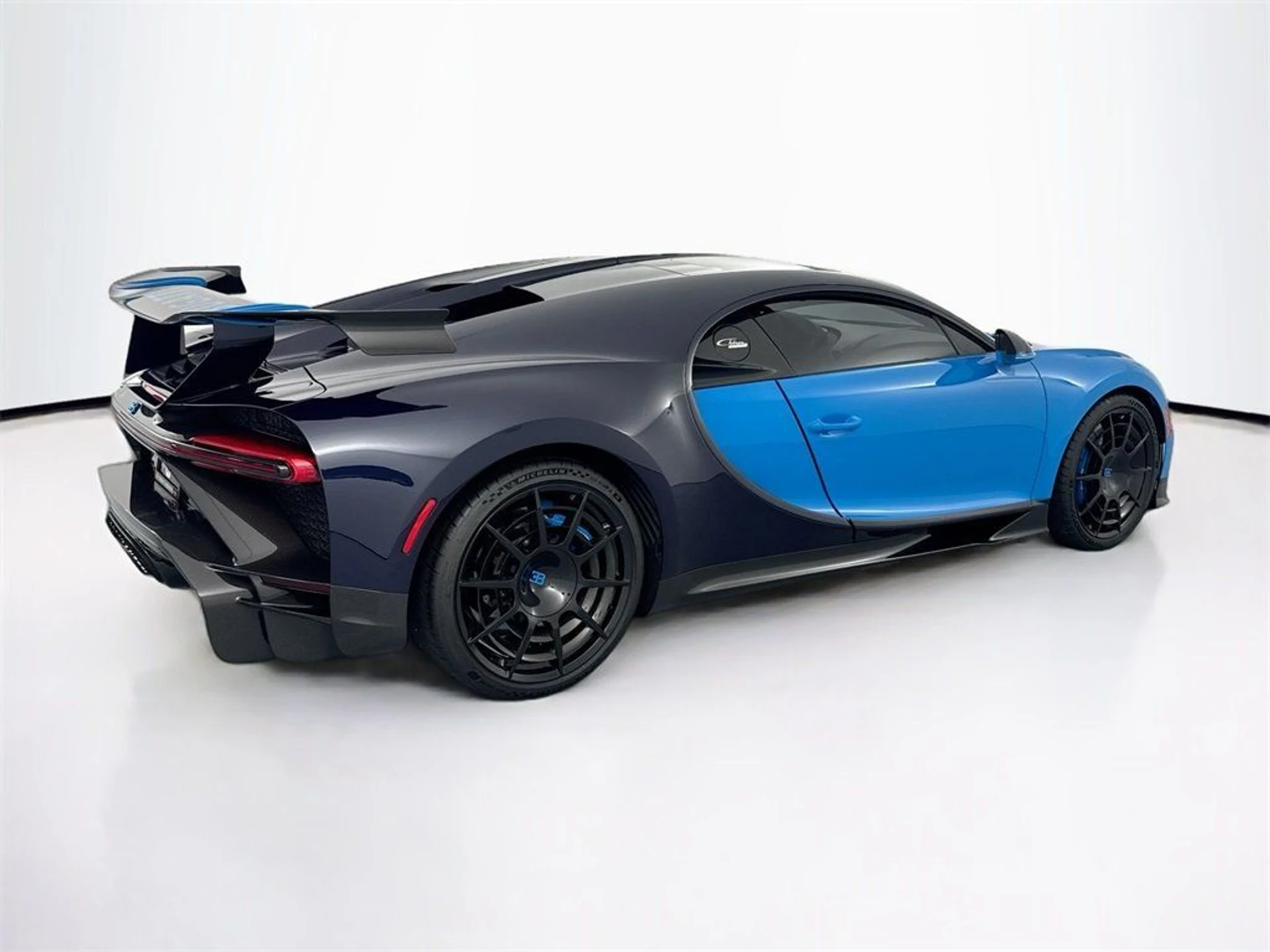 mph004_332753442_3f9c8ac4aeead7c200f7fc8c2beb35a8_946b5c7a07