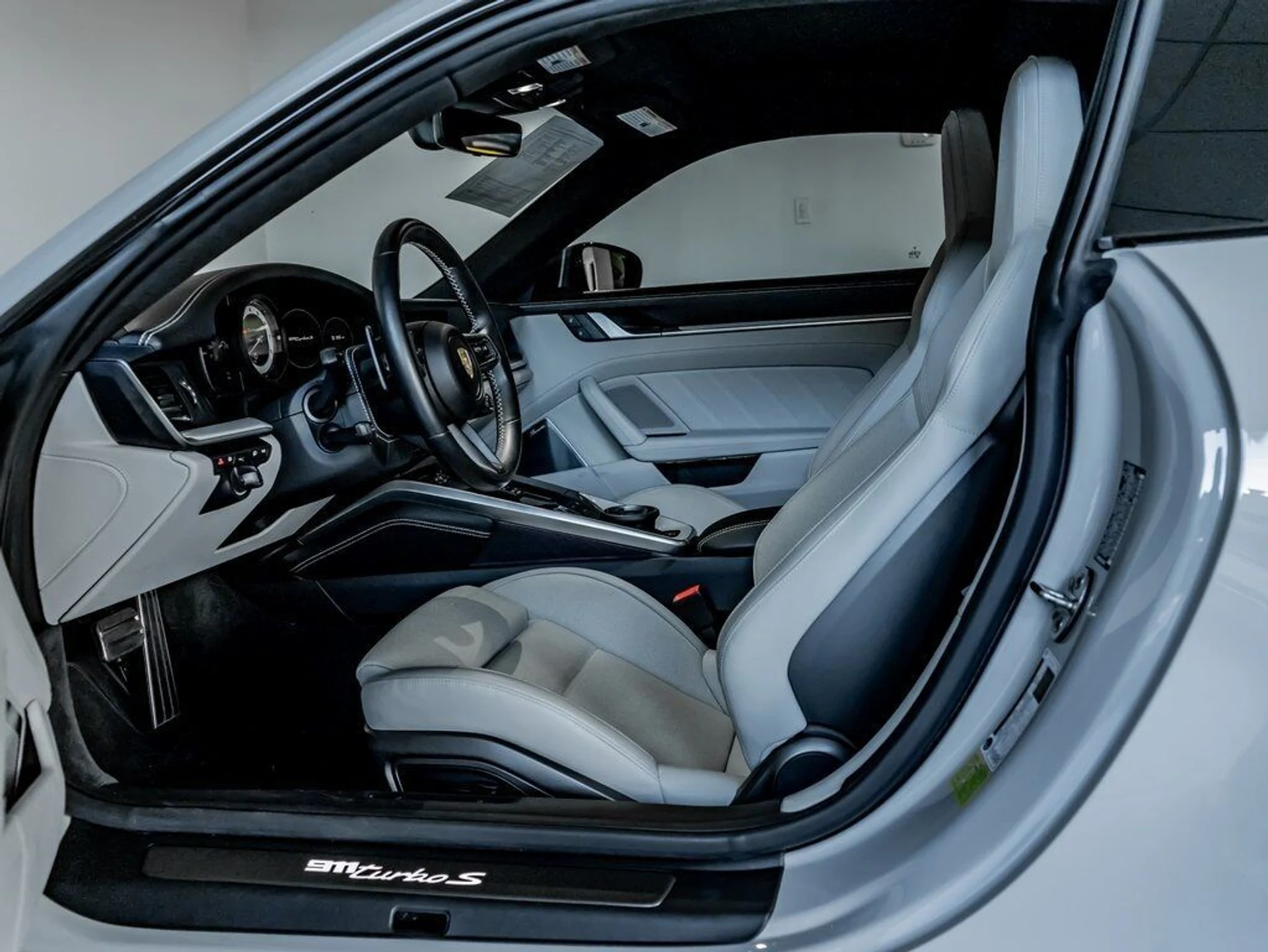 mph004_3328830690_fdb8e7f182d145bb1828c6b13f88f0ca_9427130bd8