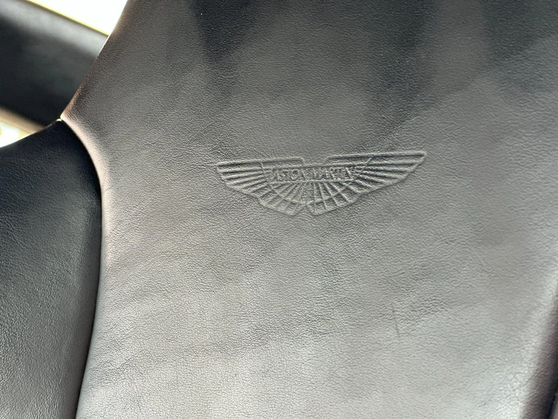 mph004_3331331400_Used_2005_Aston_Martin_Vanquish_S_1772012905_6a4db5d536