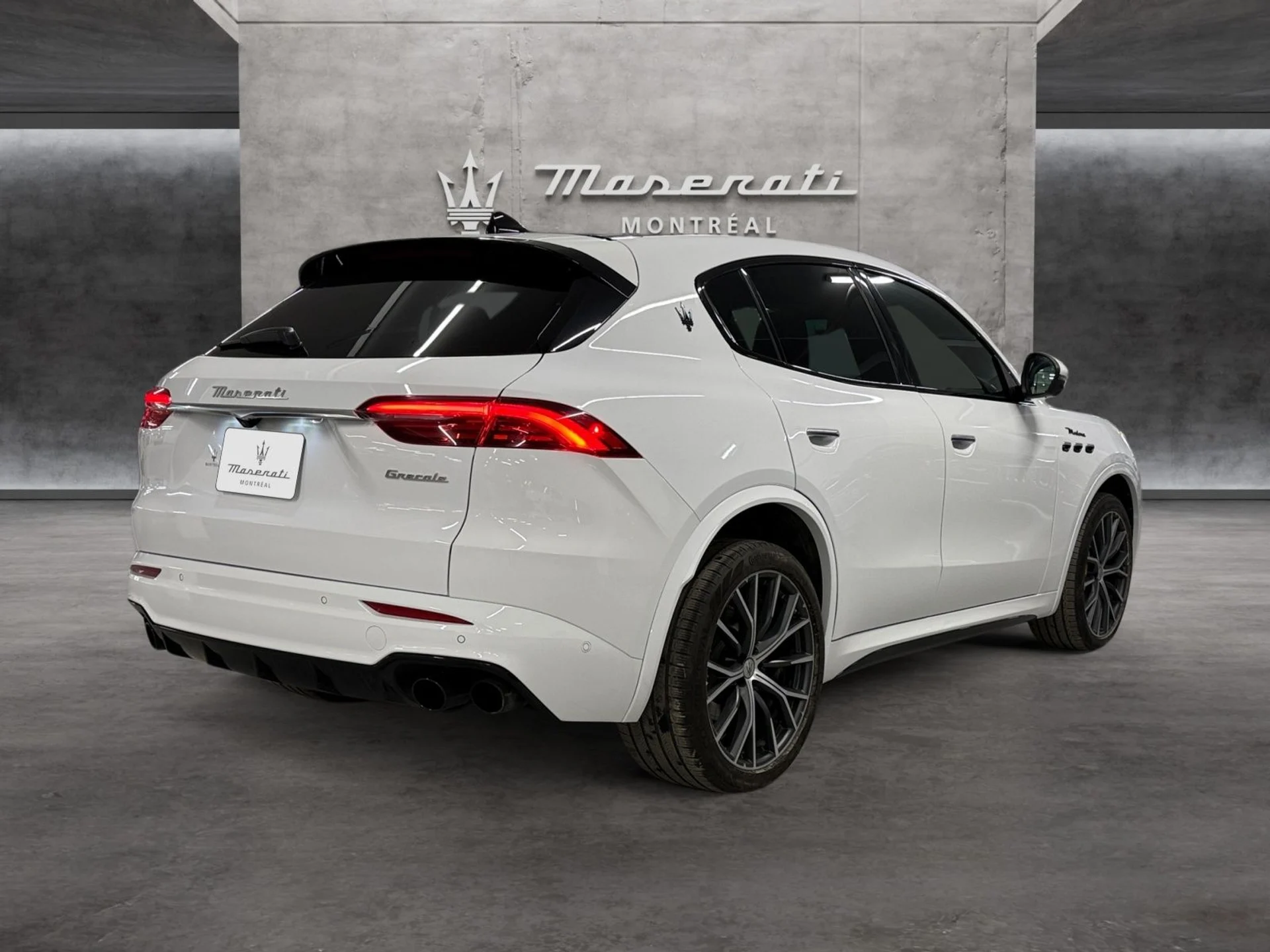 mph004_3332614226_cb504567_5e95_40cc_9650_9843ca9e8632_ab62daa137