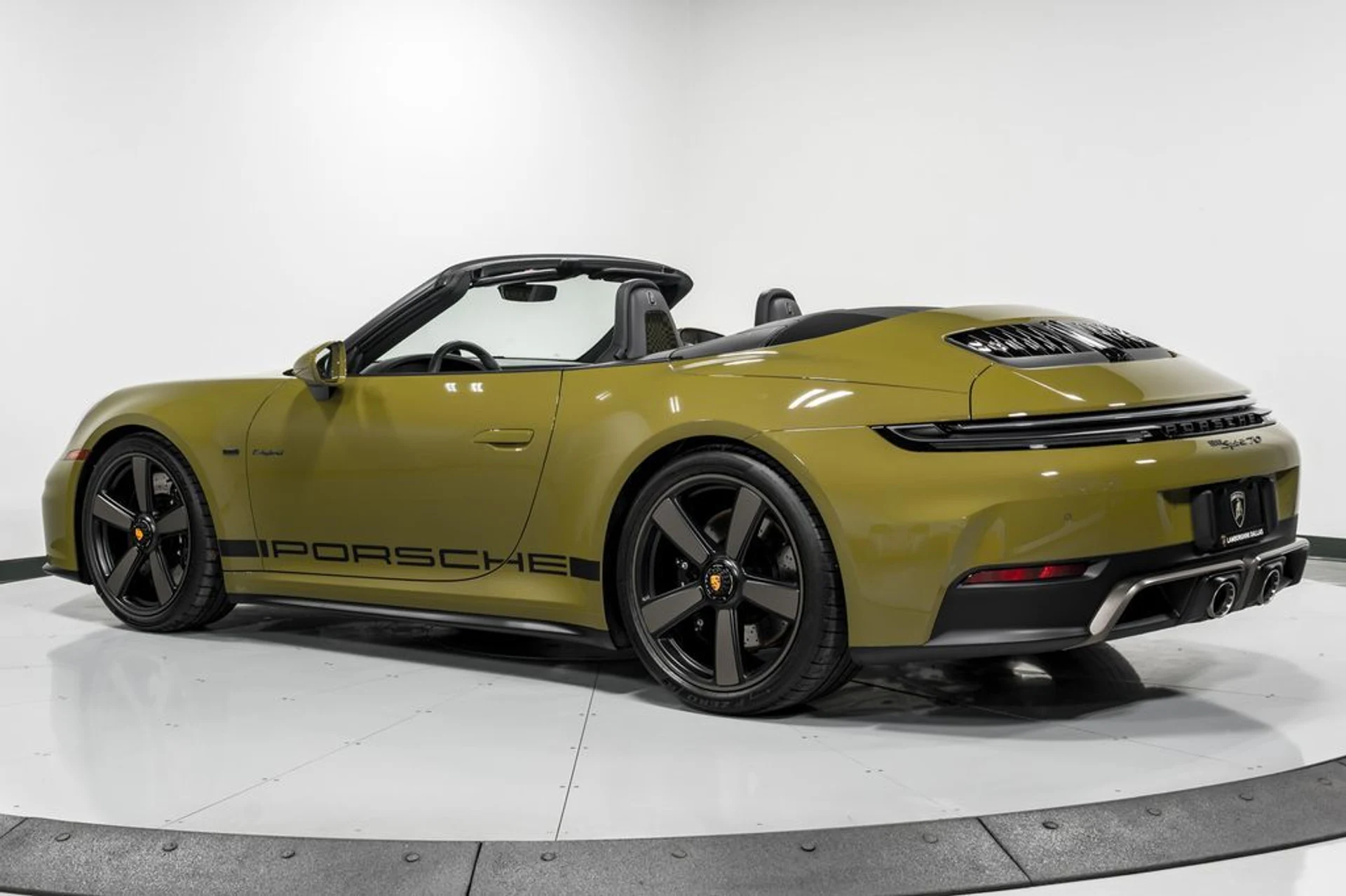 mph004_3332673926_6d0ad3acfb90f74264ded9589a1935ddx_0eb1493287