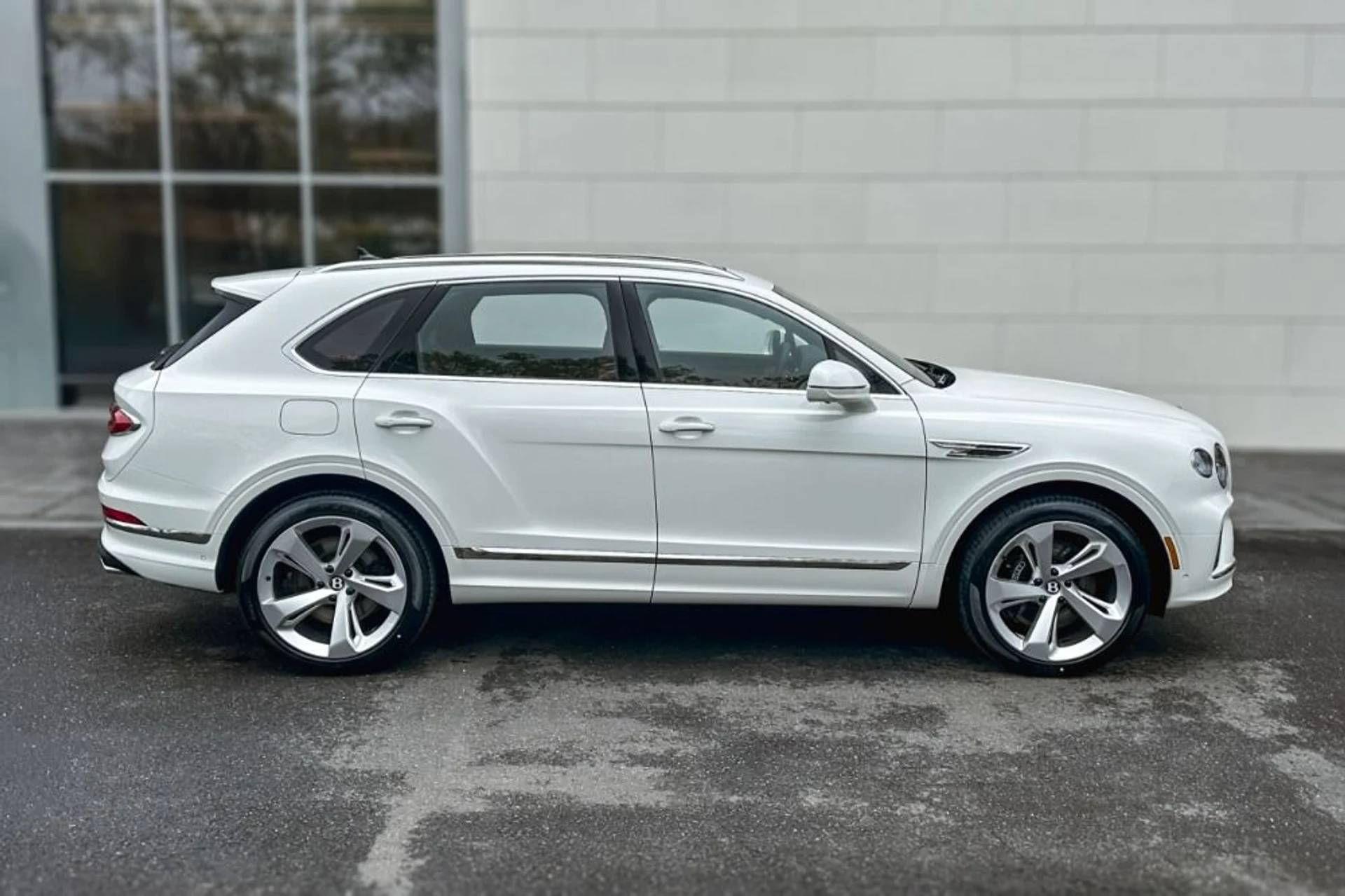 mph004_3341274889_New_2026_Bentley_Bentayga_1777900217_de52f38a2c