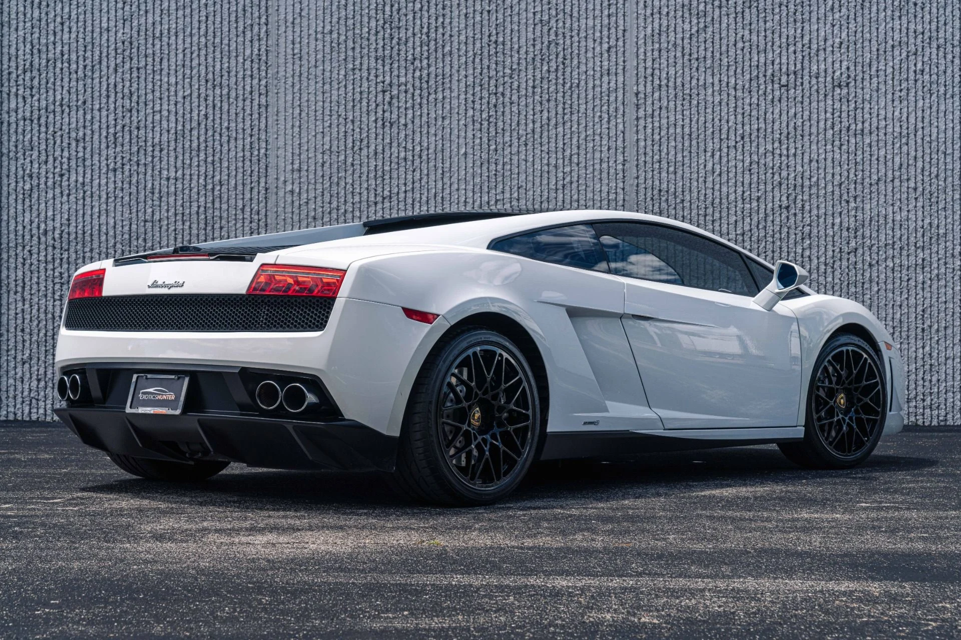 mph004_3347386187_Used_2013_Lamborghini_Gallardo_LP_550_2_w_Front_Lift_Reverse_Camera_Branding_Pack_1712609613_eee202e234