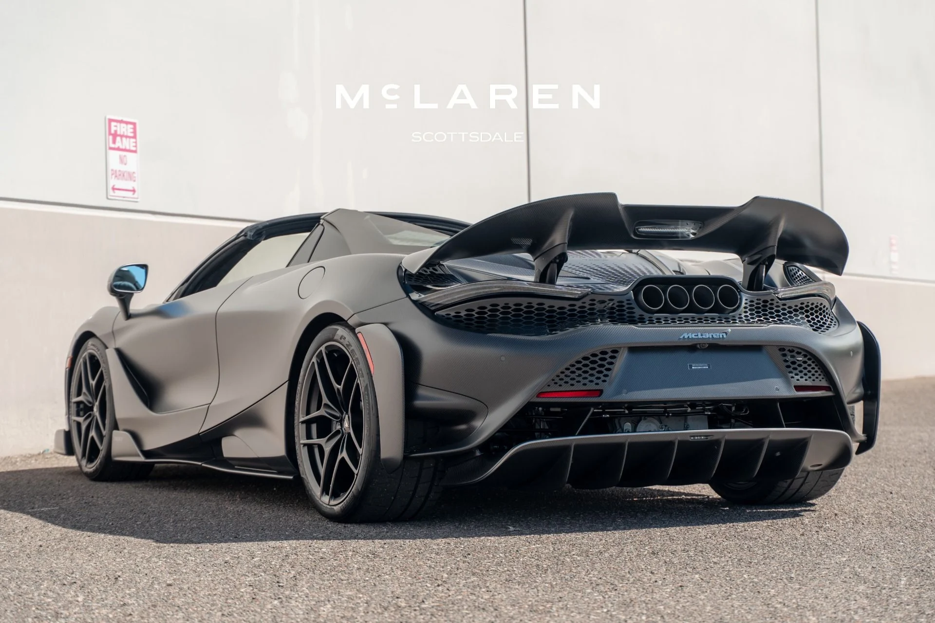 mph004_3350476398_Used_2022_MCLAREN_765_LT_1790968285_64a661333c