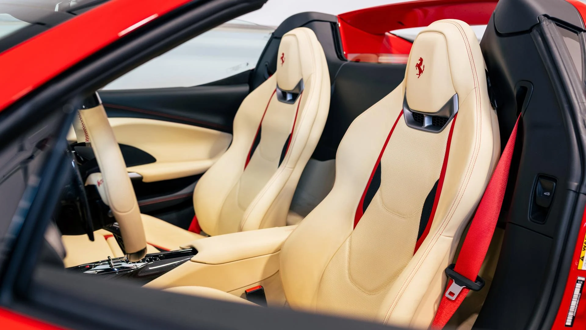 mph004_3354837026_Used_2024_Ferrari_296_GTS_Base_1782922963_3e39c0723c