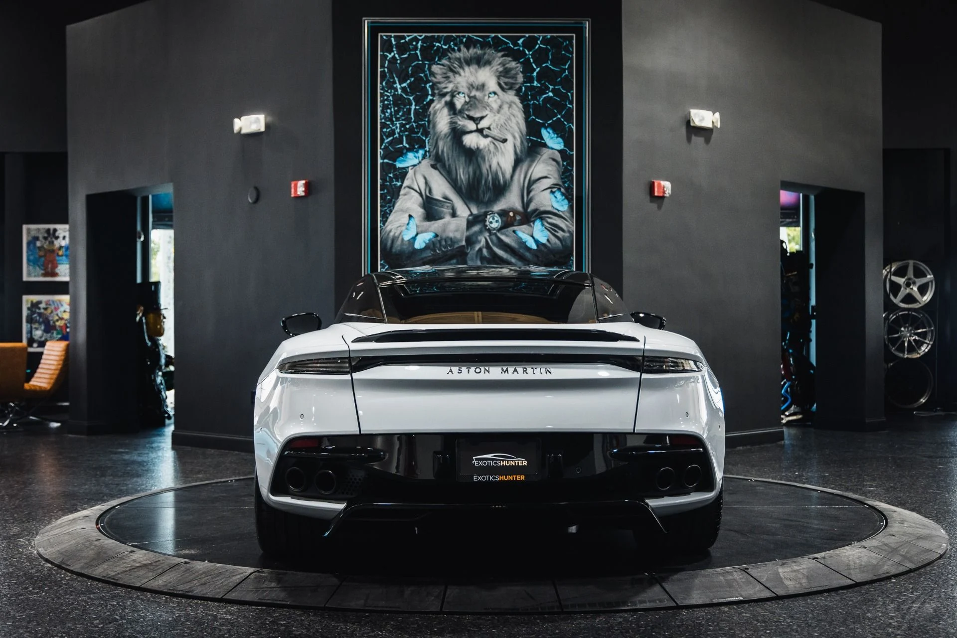 mph004_3356939619_Used_2019_Aston_Martin_DBS_Superleggera_370000_MSRP_CARBON_ROOF_1775436901_6888c4e998