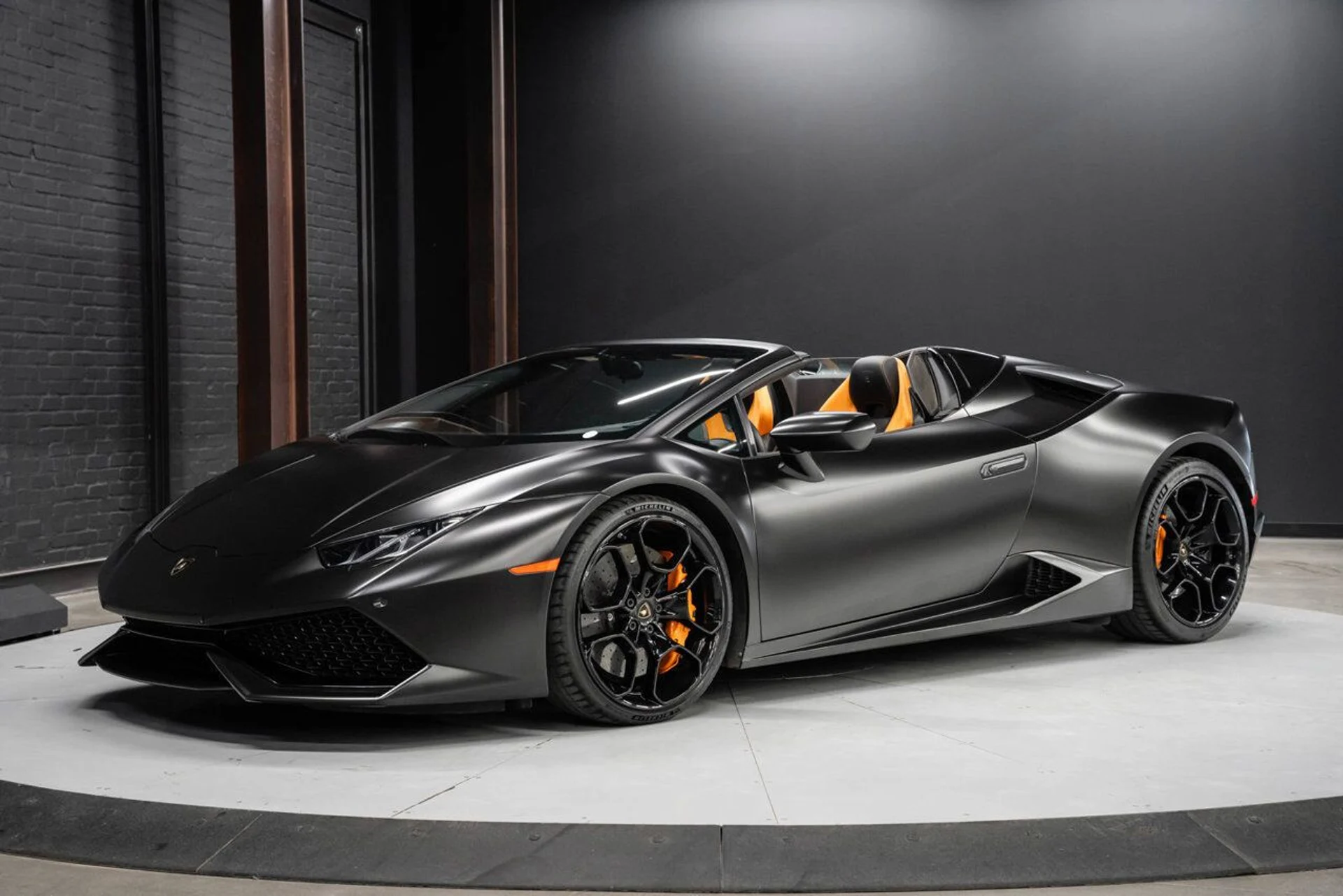 mph004_3360610802_lamborghini_huracan_2016_478071d5b0
