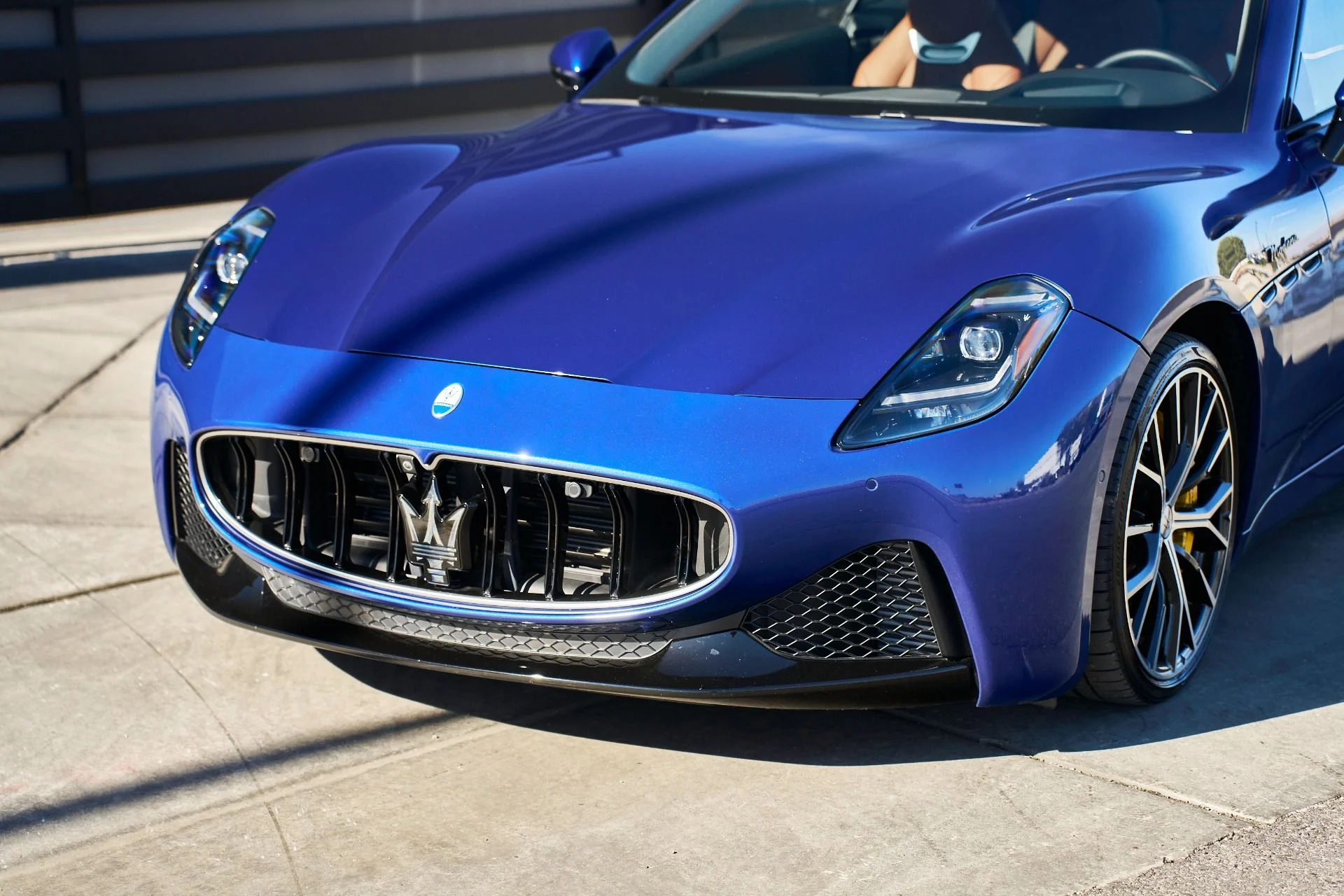 mph004_3360813004_Used_2024_Maserati_Gran_Turismo_Modena_1764124003_44c595dee5