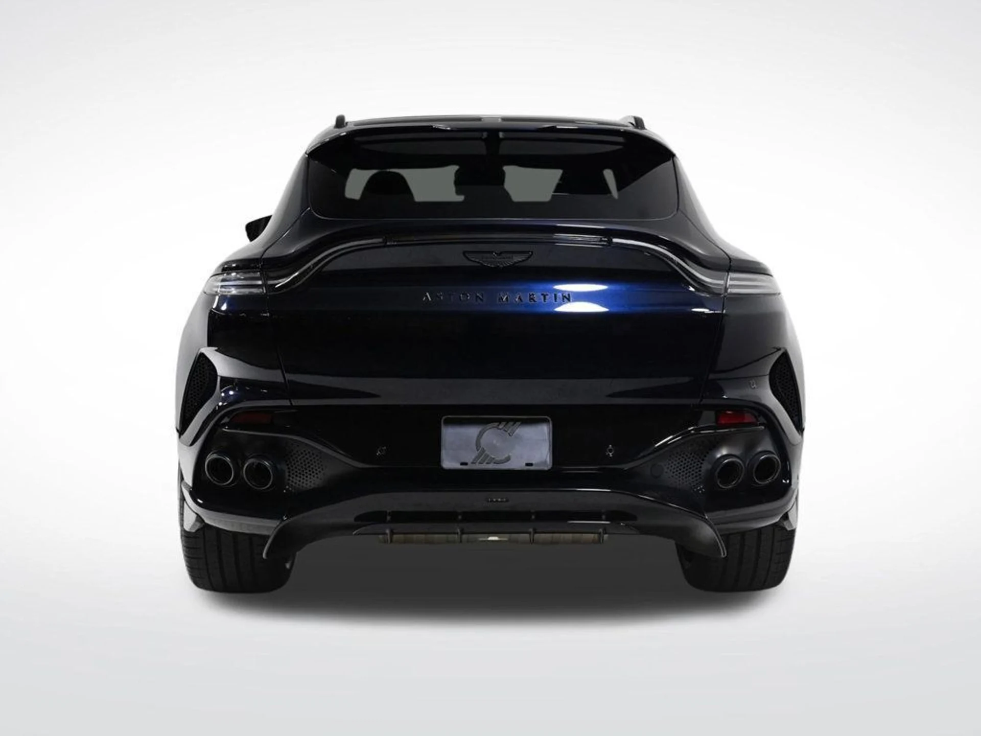 mph004_3361053073_new_2026_aston_martin_dbx_707awd_11350_22964194_4_1024_a837d68abc