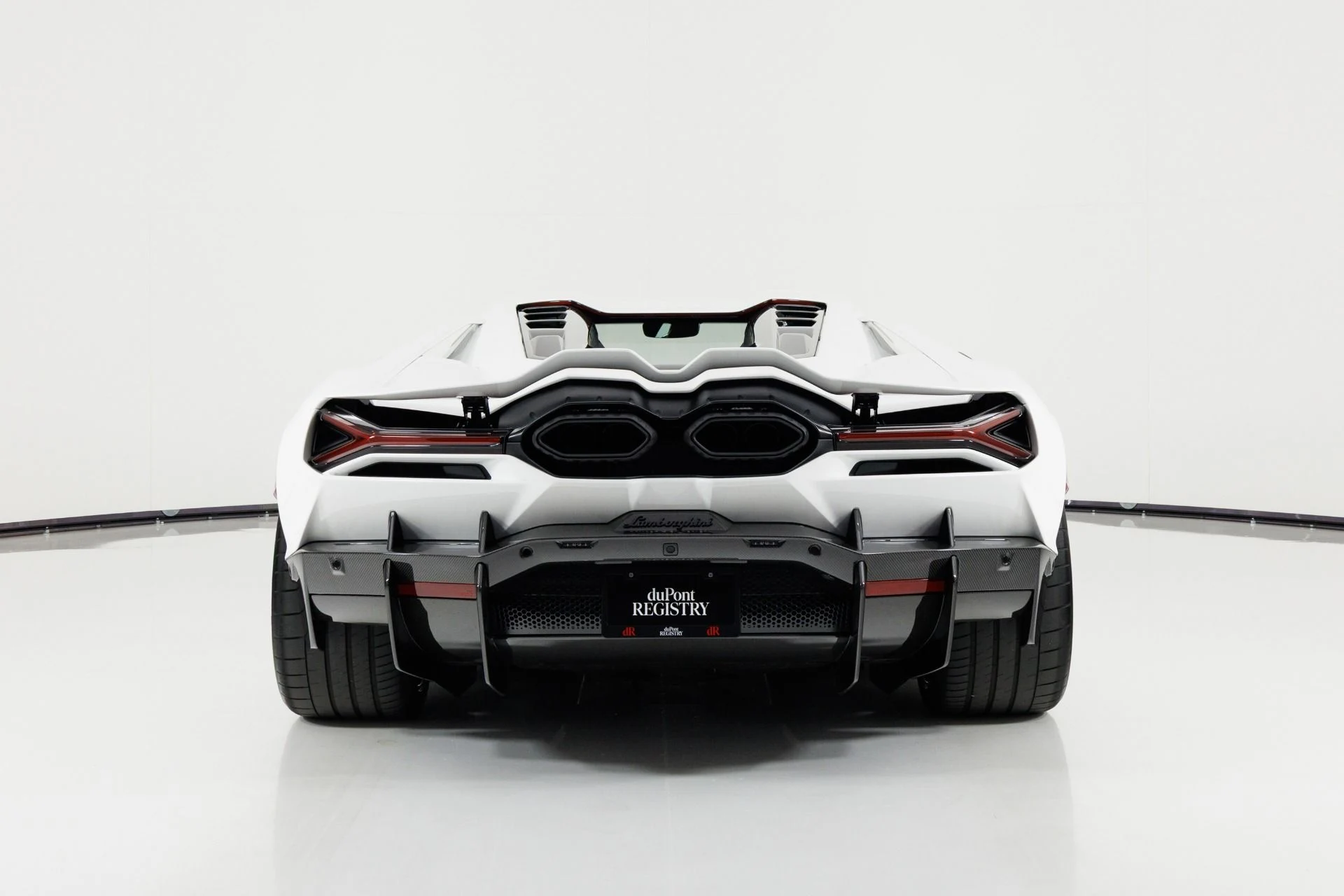 mph004_3368651328_Used_2024_Lamborghini_Revuelto_1786042558_d19180882a