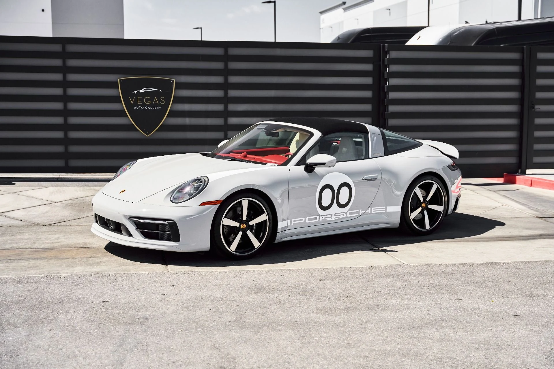 mph004_3377177994_Used_2021_Porsche_911_Targa_4_S_1774544007_4fc2918a5d