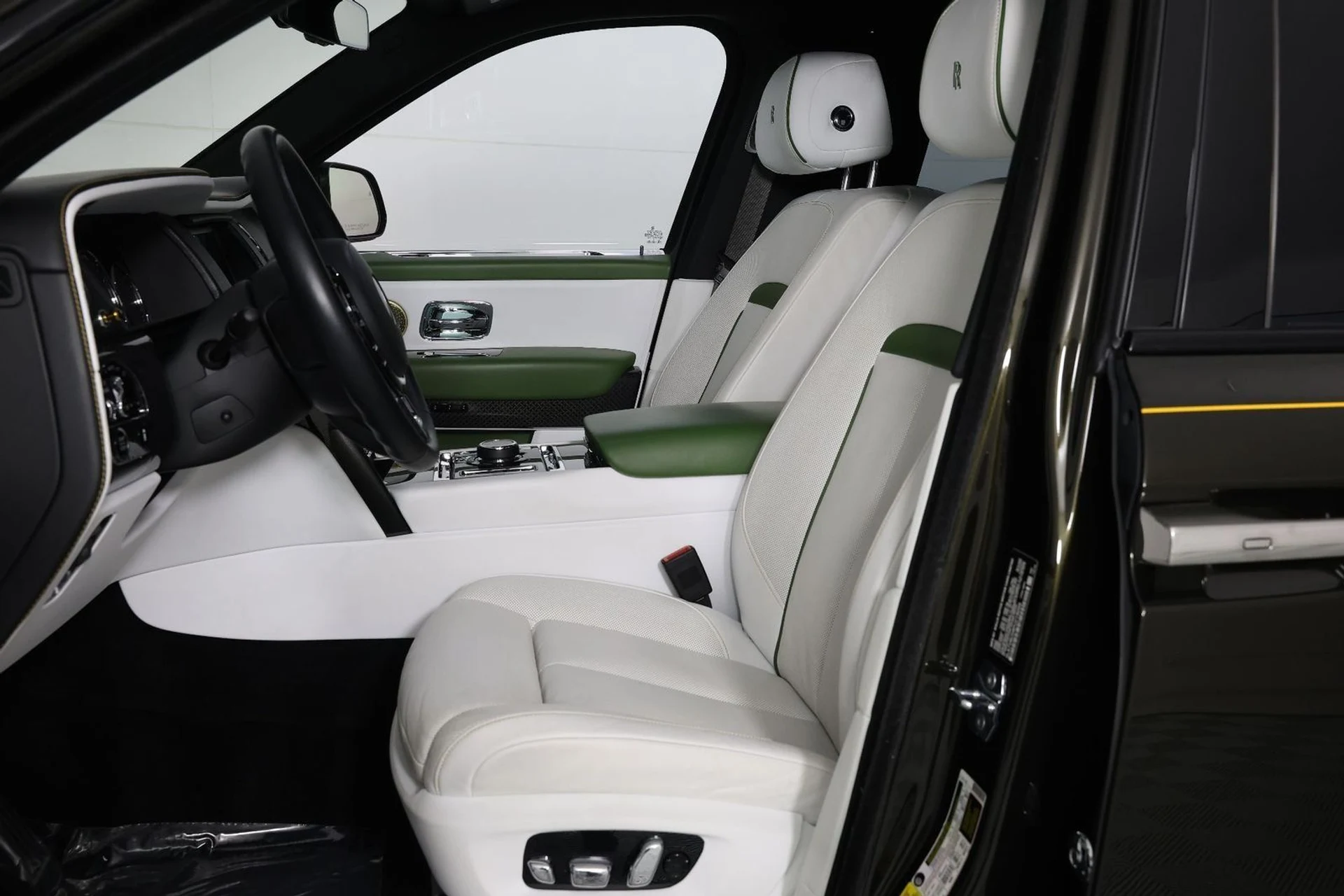 mph004_3395141925_de7396b23cdc693f49e7b169308c5209_e34f13ca70