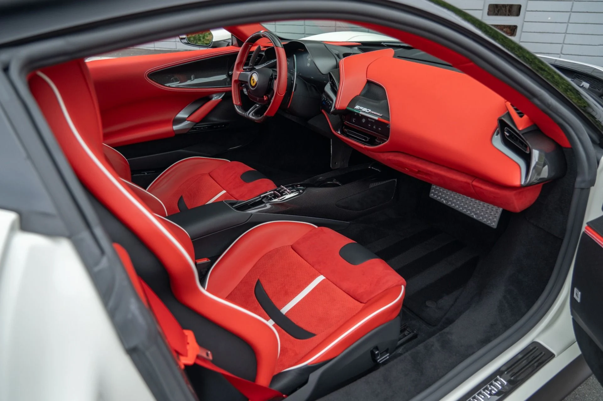 mph004_3395211431_Used_2022_Ferrari_SF_90_Stradale_1759959482_1c42bbaf4e
