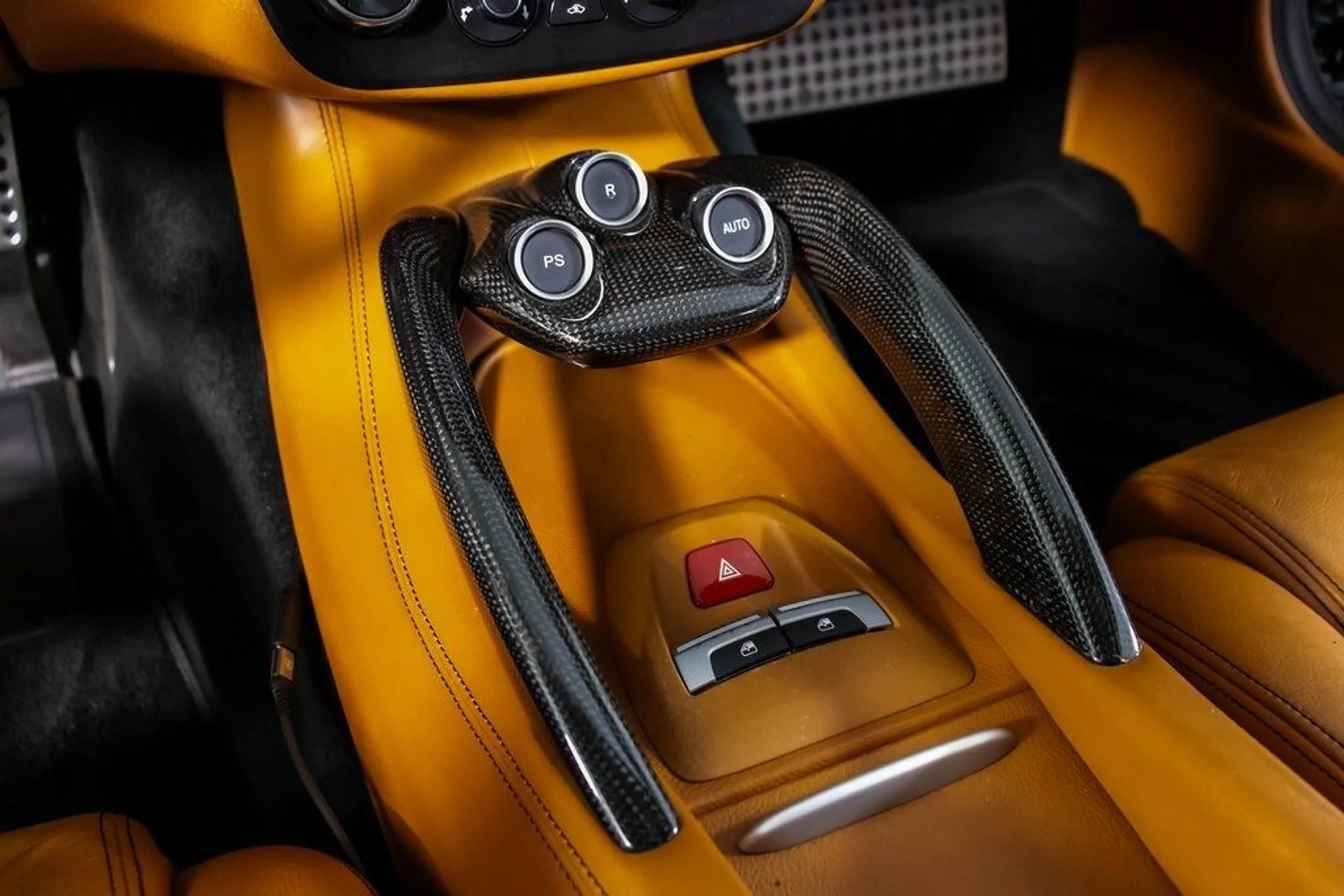 mph004_3402610079_e32716cc62d22fb3381d87f7daa8377ax_d707862d64