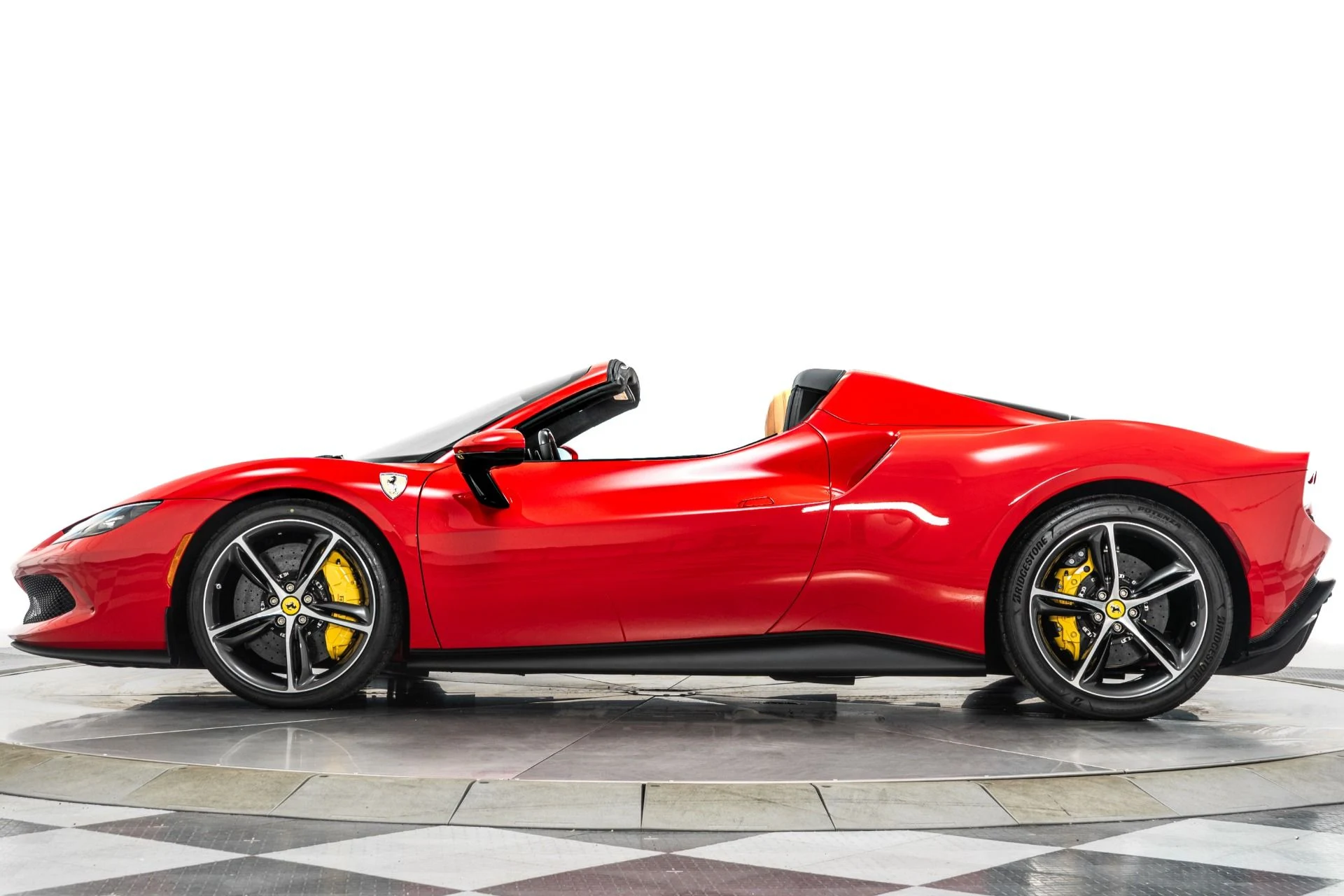 mph004_3403014994_Used_2025_Ferrari_296_GTS_1752590210_4a03564b42