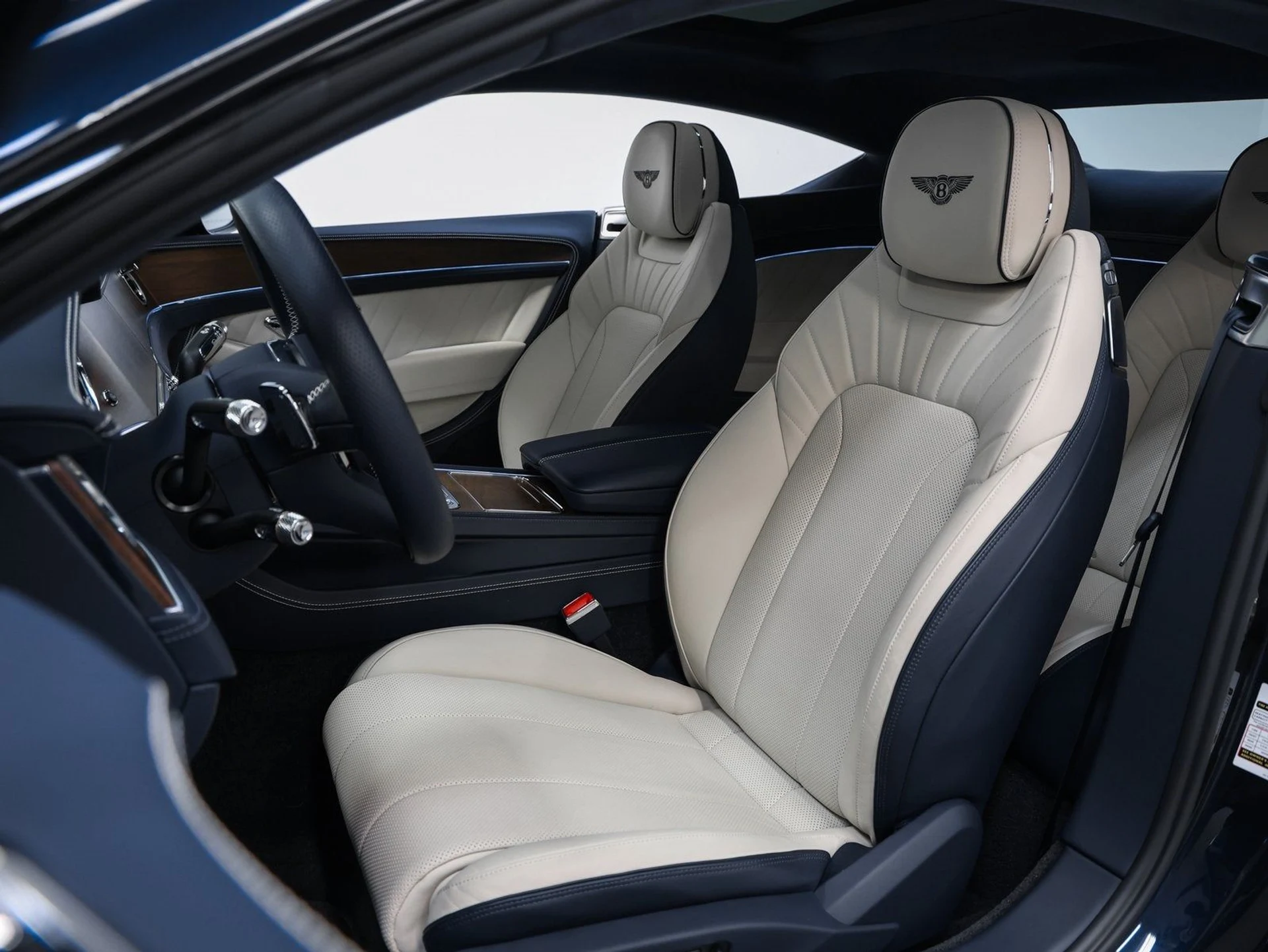 mph004_341008923_5_41e130de33