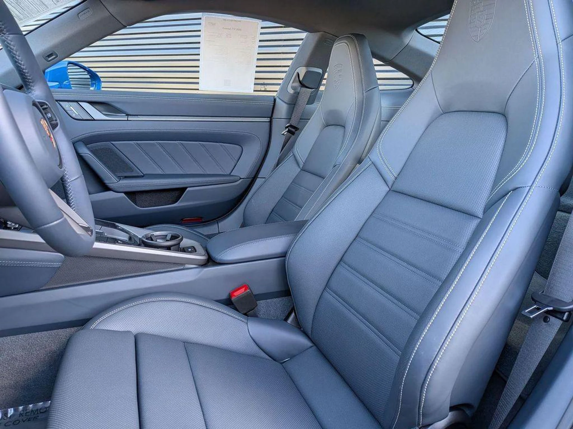 mph004_341578075_Cx_O_Uv1_R_Vc_Vw_FE_Tk_A_W4j2o_Q_Dc2w_f250744074