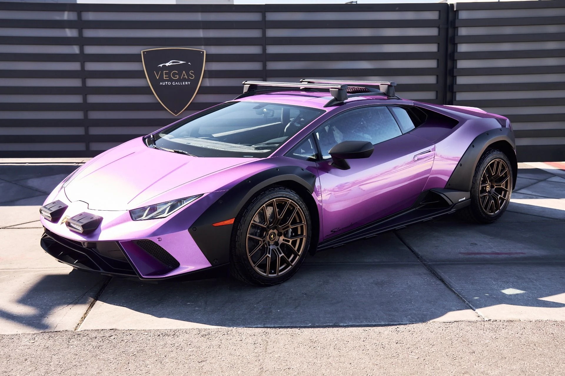 mph004_3444201227_Used_2024_Lamborghini_Huracan_Sterrato_Base_1760828415_9378750f1d