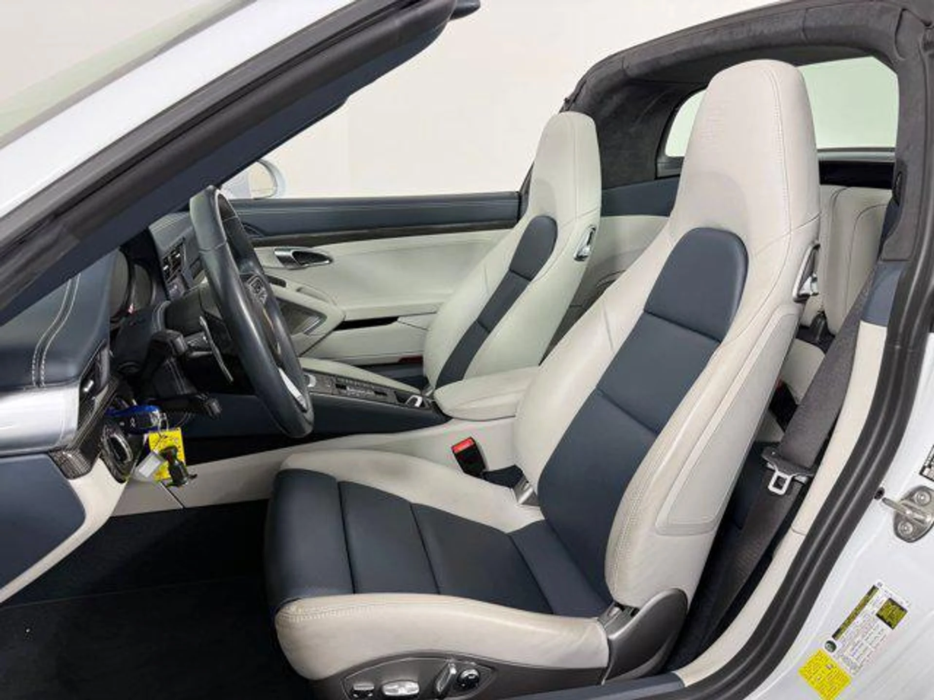 mph004_3452176835_h_D_Fl8l9_Ech_VYPKZG_Tb_Ky_X_Ovo_WXQ_859d92bacd