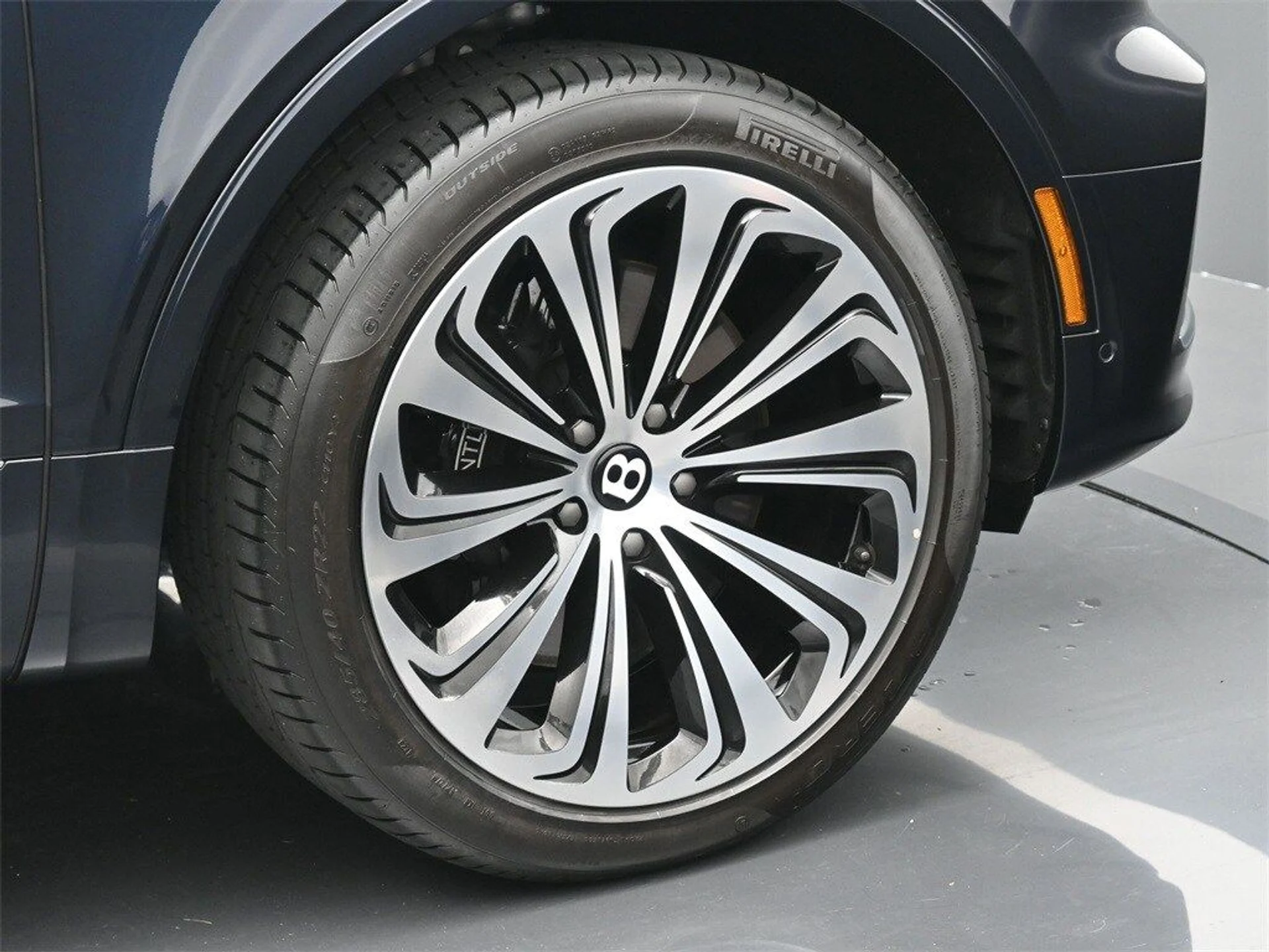 mph004_345405876_5c34f34f5e5c19e9a62a645d728b0f90x_df78af825e