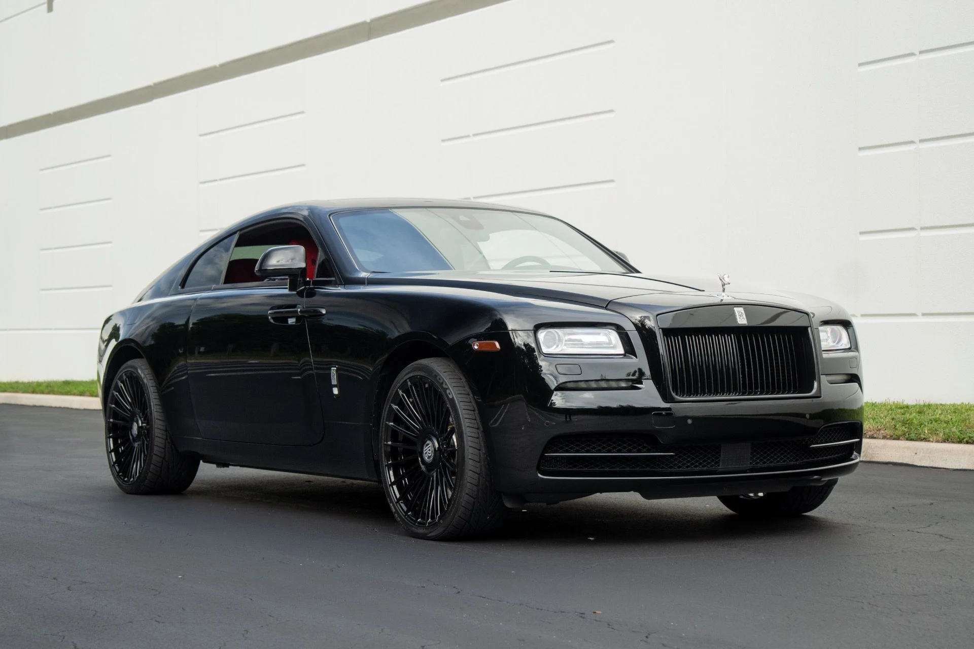 mph004_3455218561_Used_2016_Rolls_Royce_Wraith_1755825326_ca15c48088