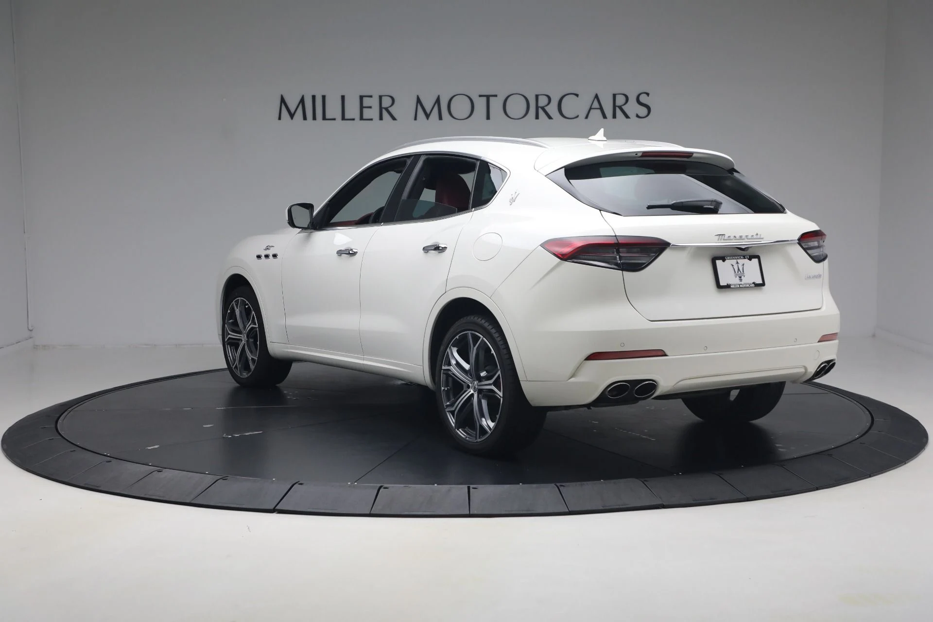 mph004_345967305_Used_2023_Maserati_Levante_GT_1781292715_b403bc0358