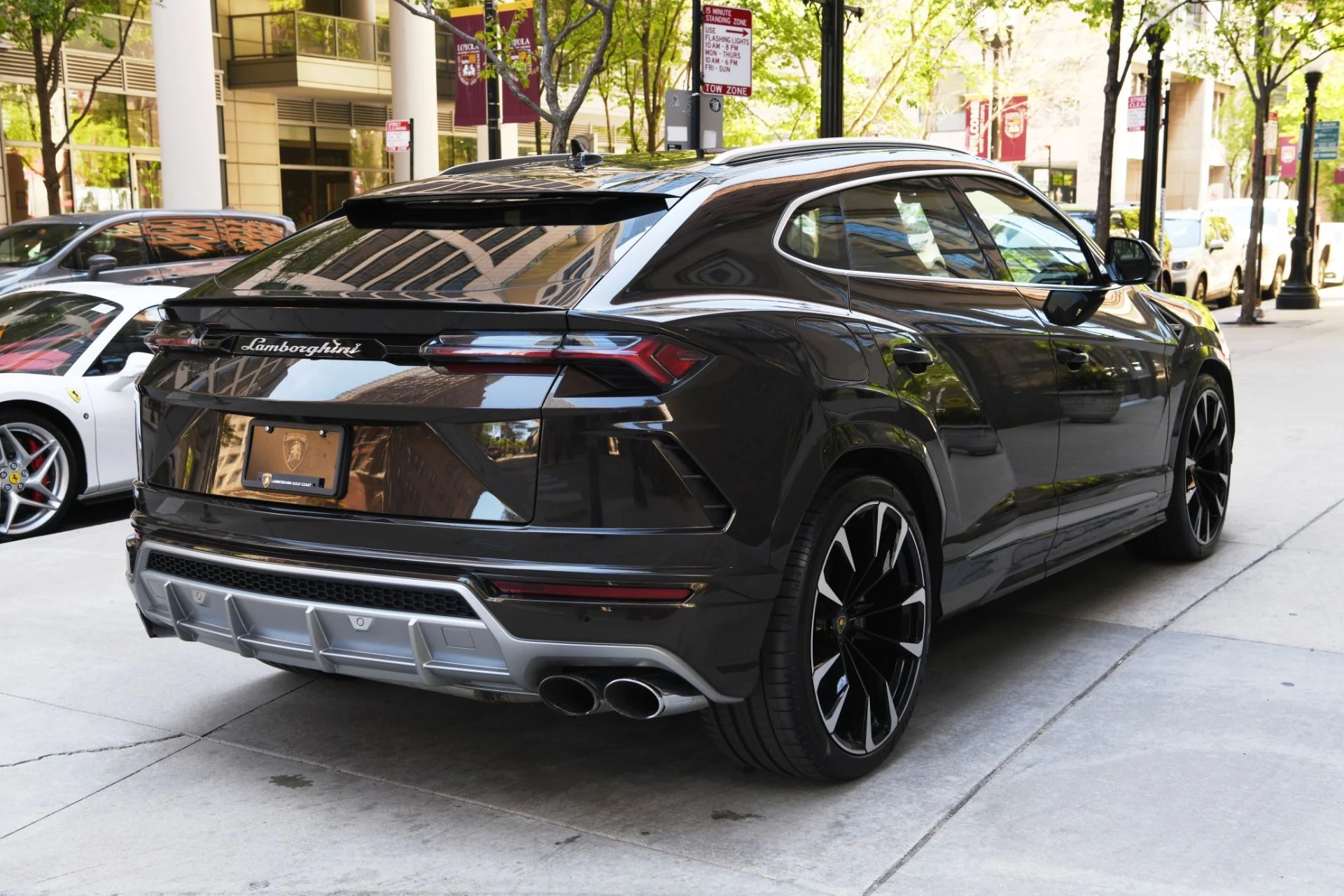 mph004_3469718944_Used_2021_Lamborghini_Urus_1748030633_a9a08c9435