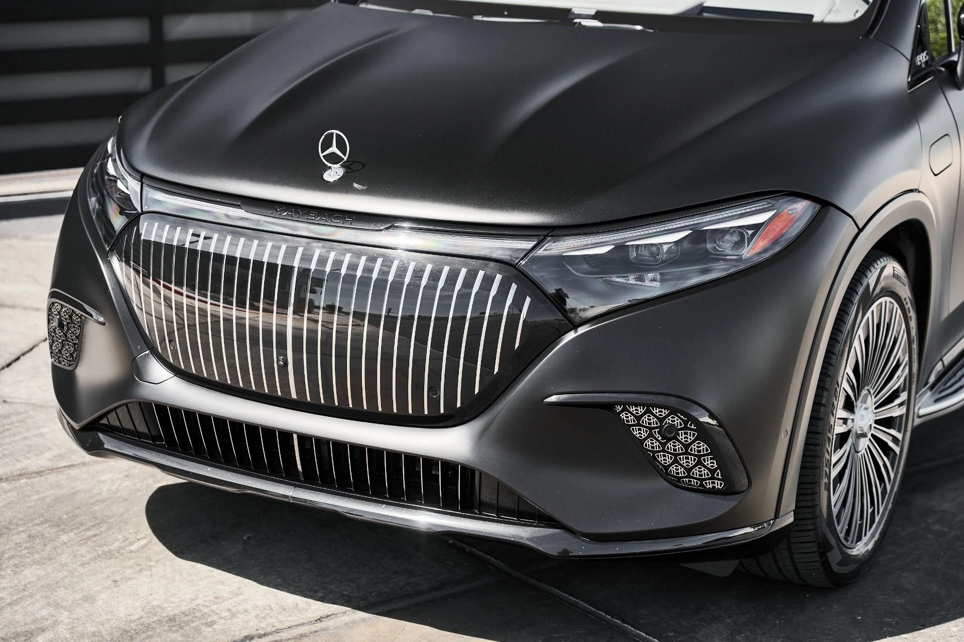 mph004_3471845134_Used_2024_Mercedes_Benz_EQS_Maybach_EQS_680_1774575138_3103daca3a